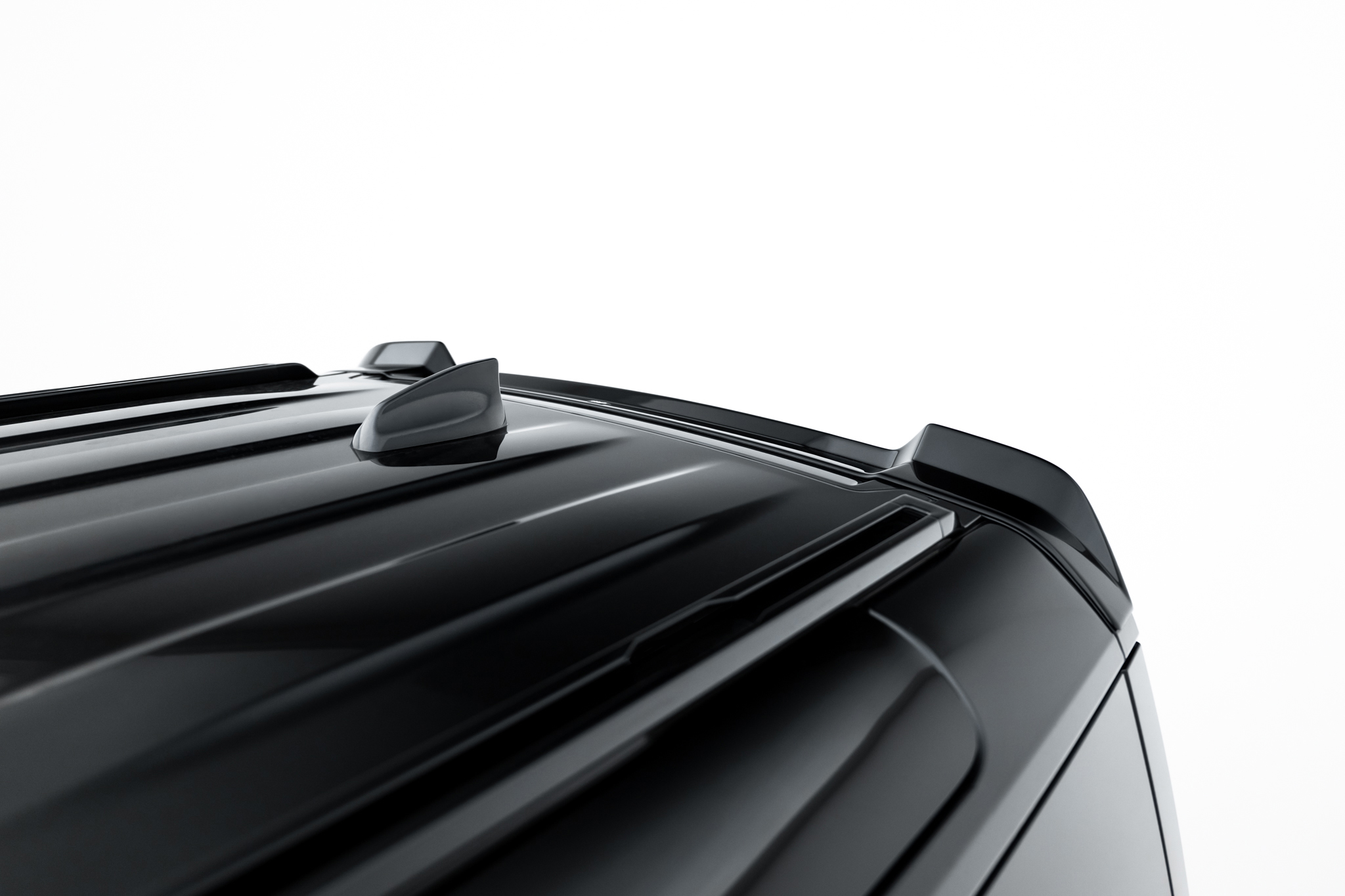 Spoiler Cap Land Rover Defender Mk4 - Image 2