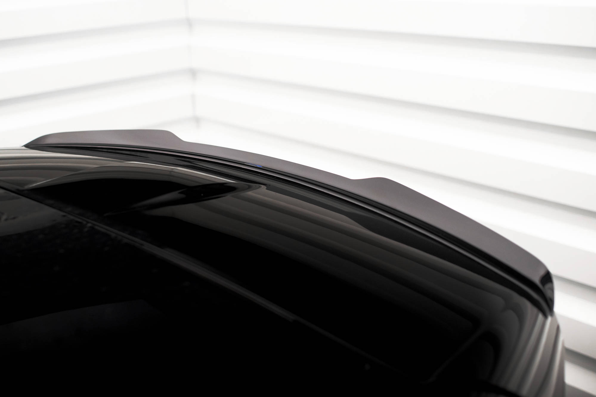 Spoiler Cap Land Rover Range Rover Sport SVR Mk2 - Image 3