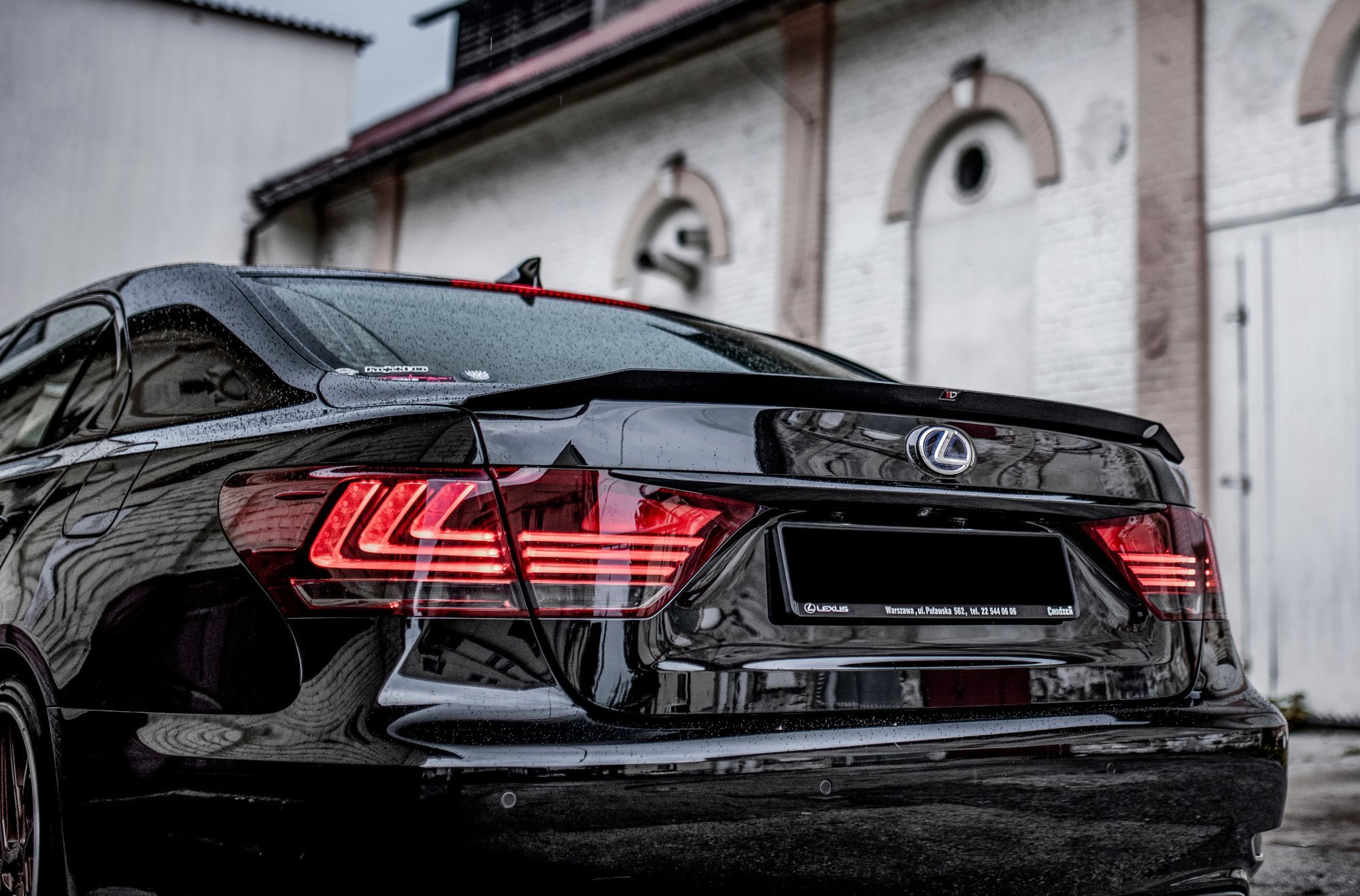 Spoiler Cap Lexus LS Mk4 Facelift - Image 4