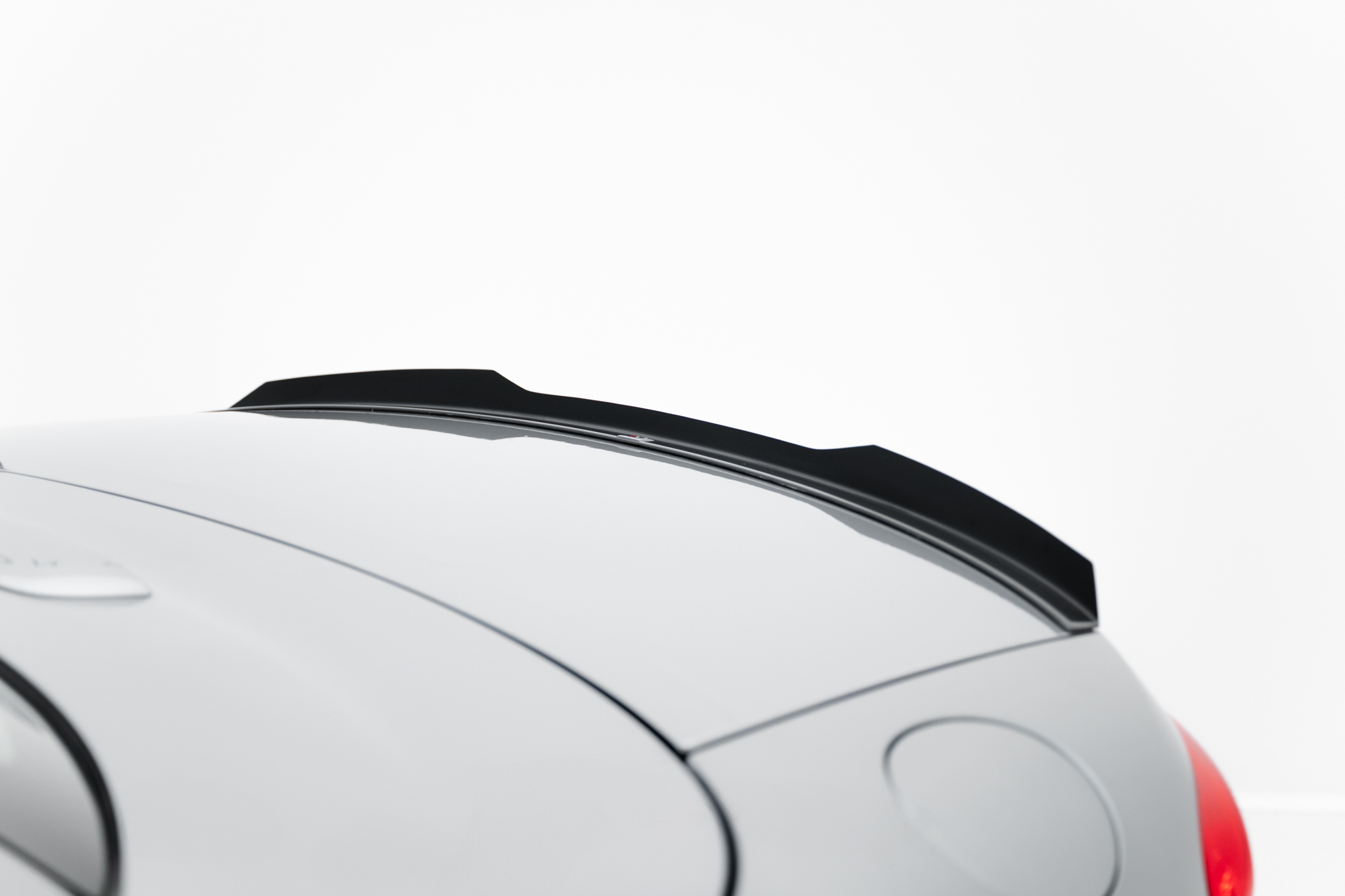 Spoiler Cap Mazda MX-5 Mk3 (NC) Facelift - Image 3