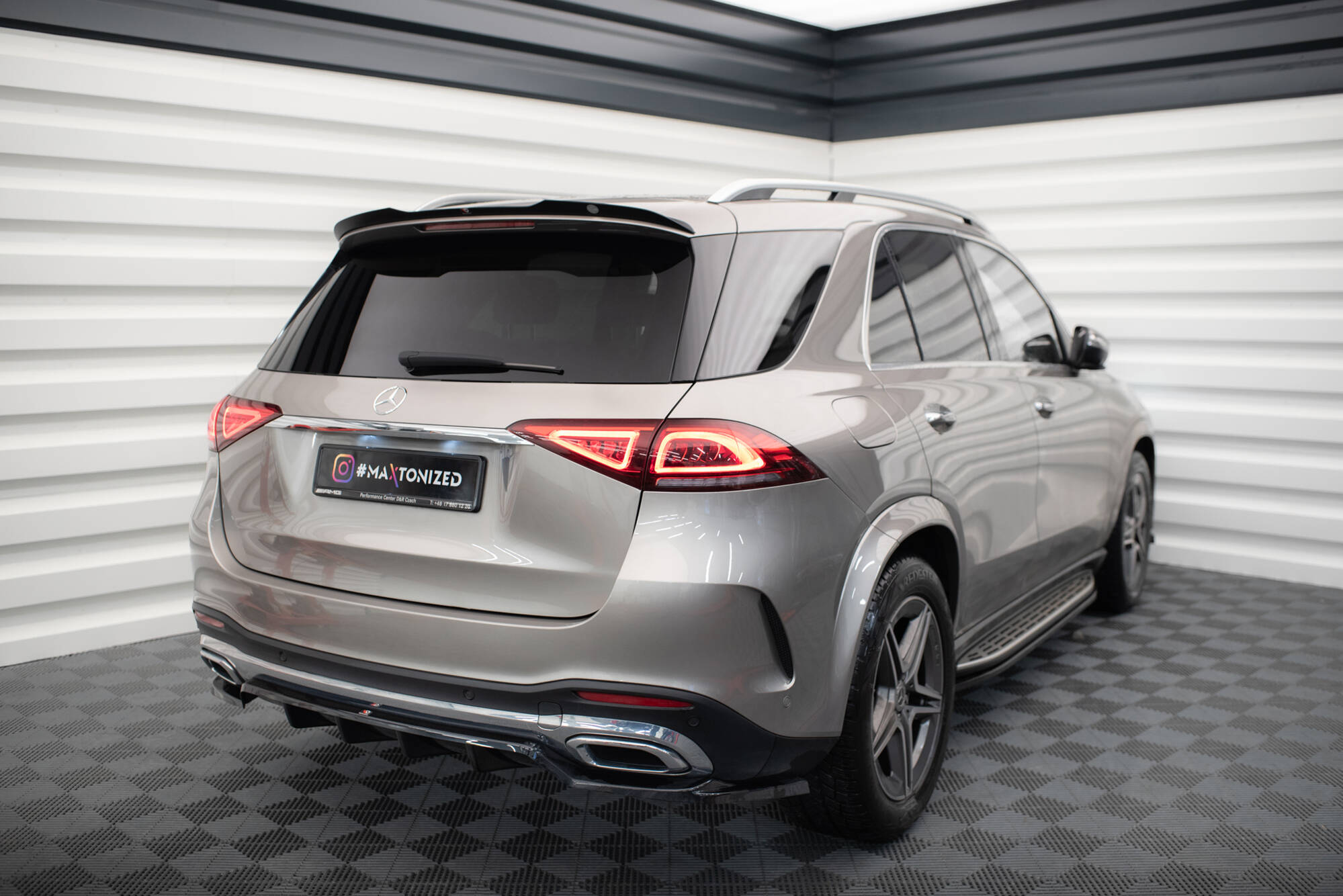 Spoiler Cap Mercedes-Benz GLE SUV AMG-Line / AMG W167 / W167 Facelift - Image 2