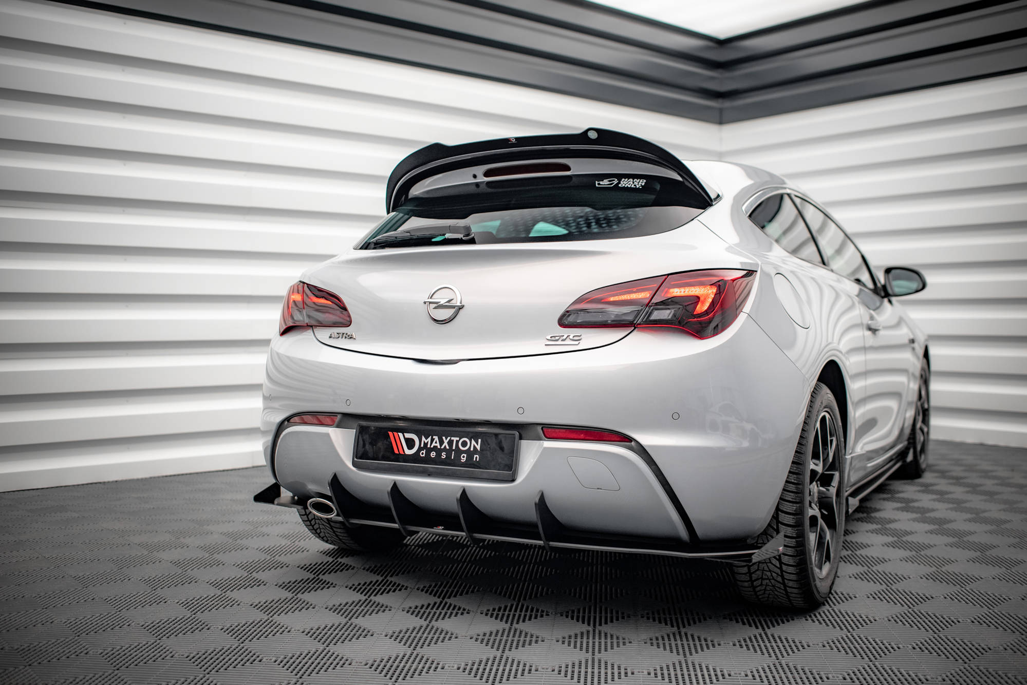 Spoiler Cap Opel Astra GTC OPC-Line J - Image 2