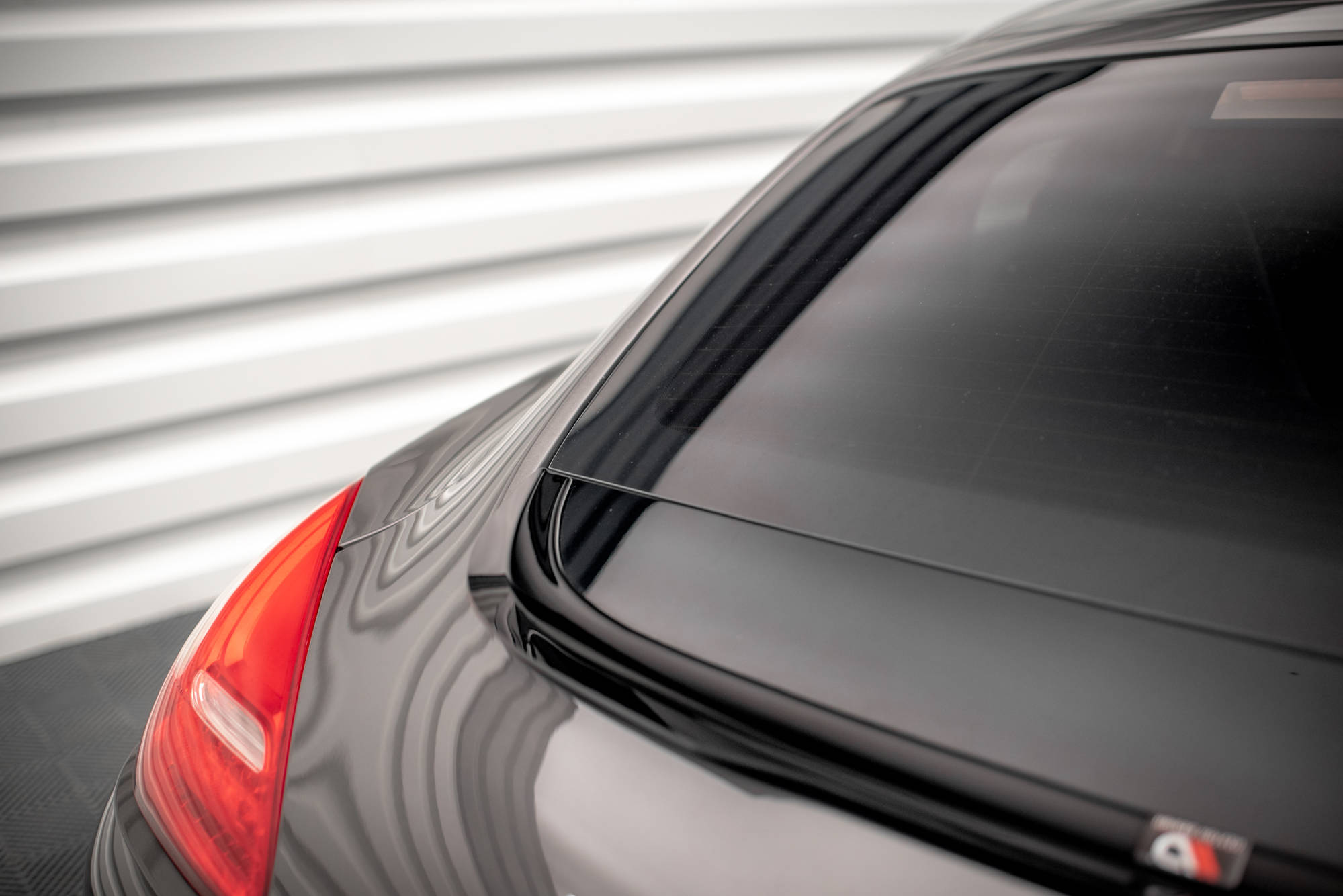 Spoiler Cap Porsche Panamera / Panamera Diesel 970 - Image 4