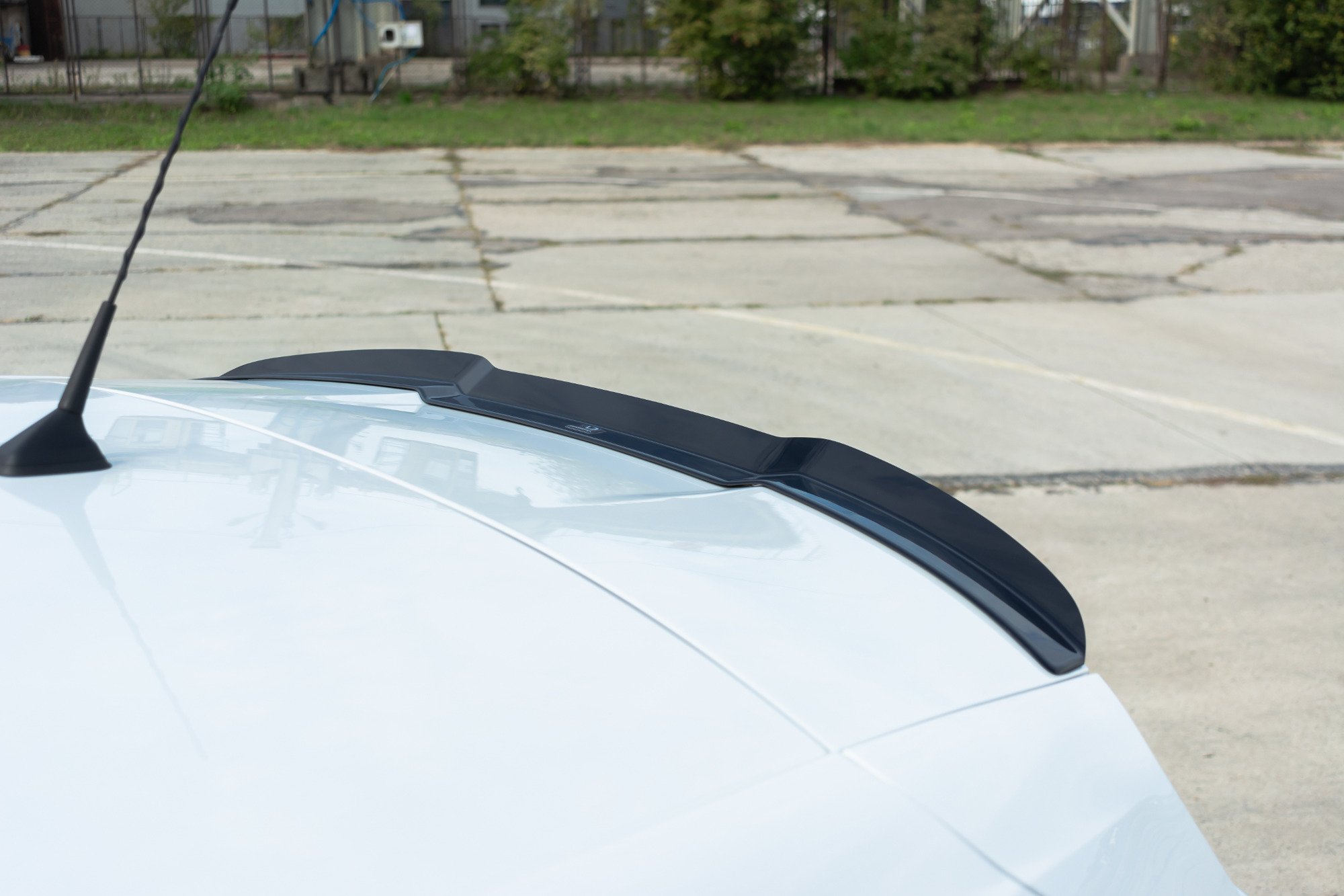 Spoiler Cap Renault Megane IV RS - Image 2