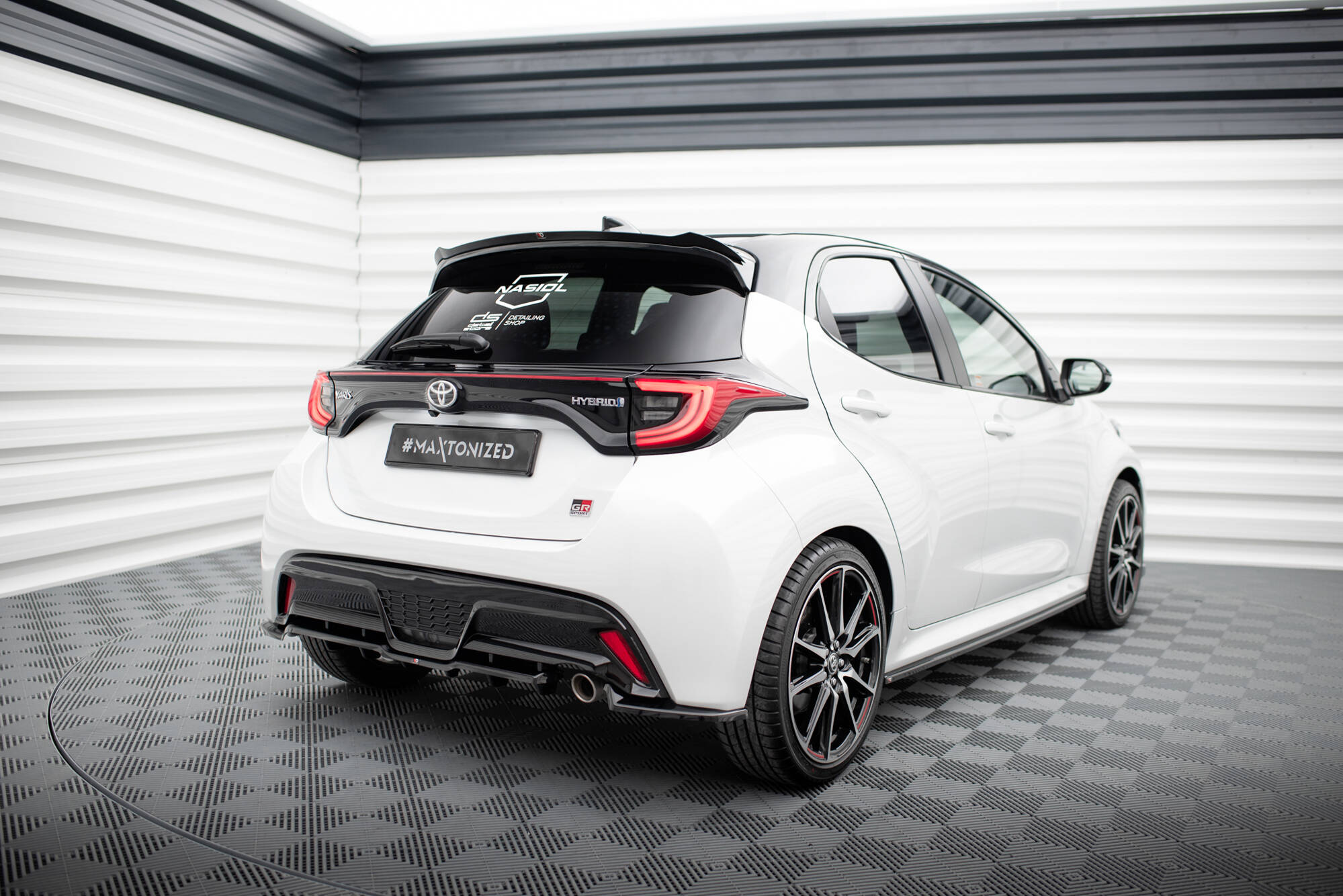 Spoiler Cap Toyota Yaris GR Sport Mk4 - Image 3