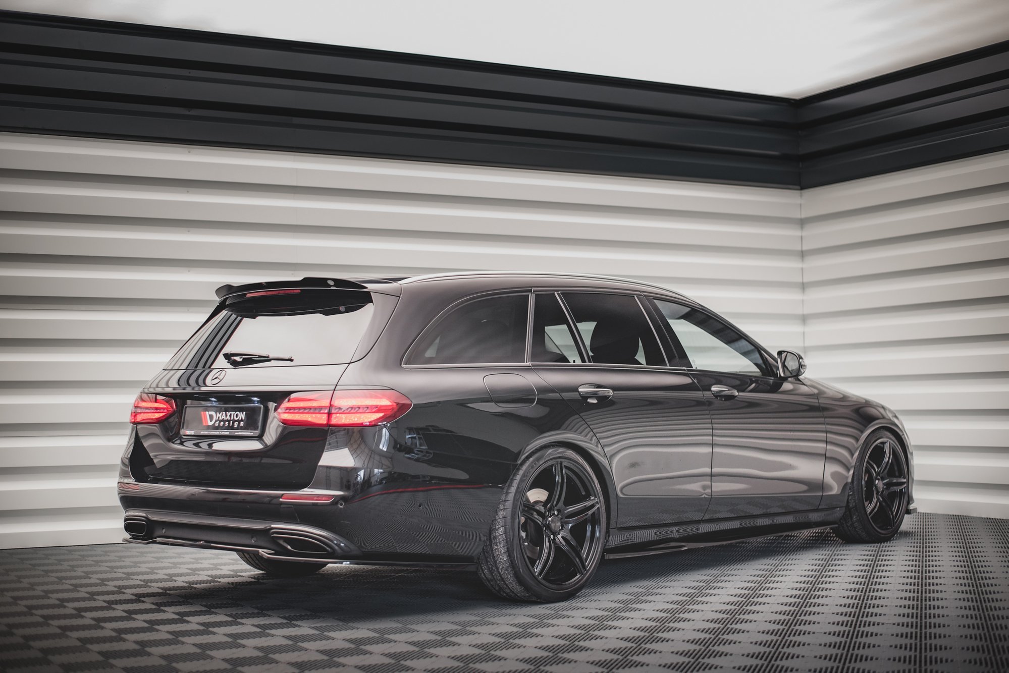 Spoiler Cap V.1 Mercedes-Benz E Estate S213 - Image 2