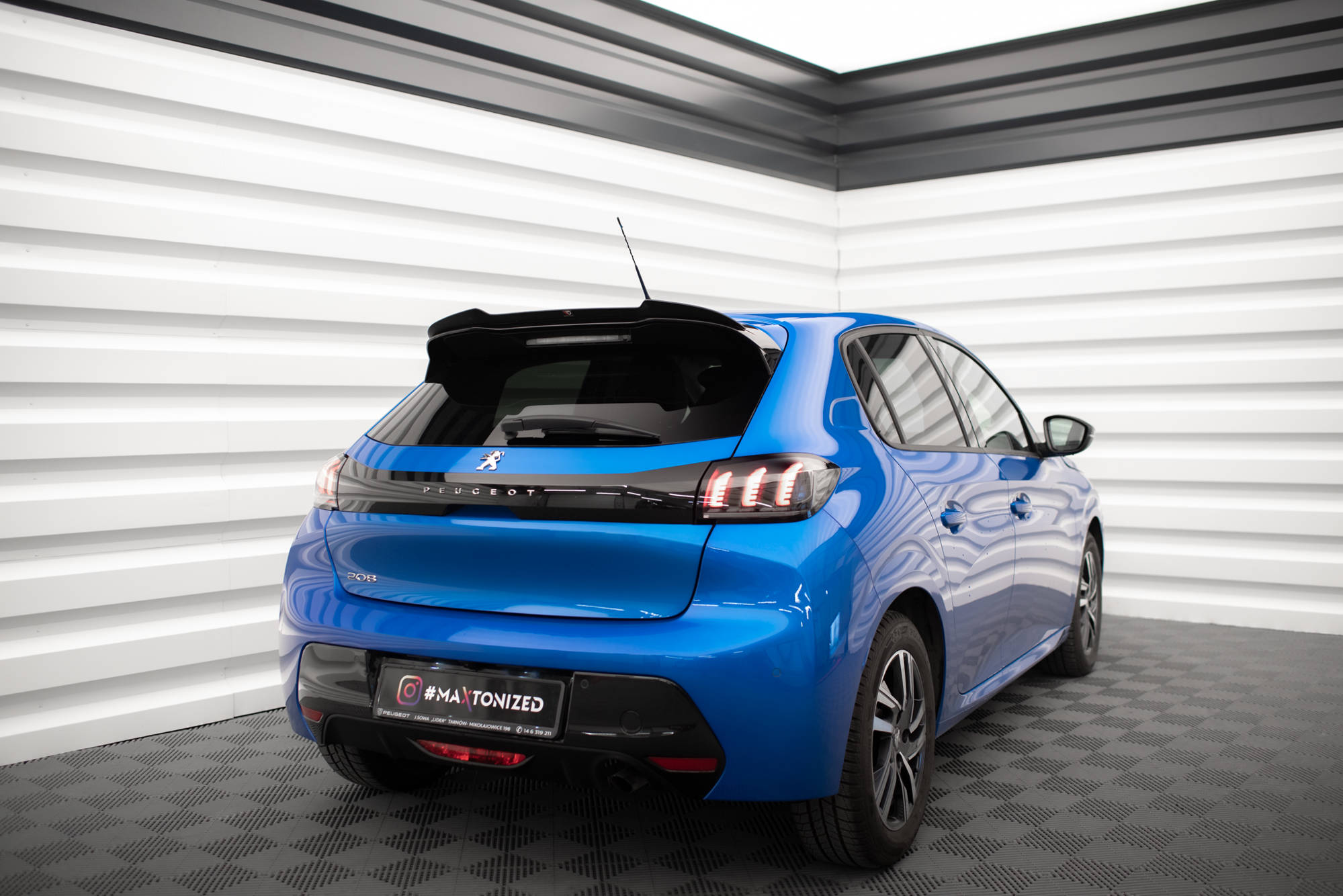 Spoiler Cap V.1 Peugeot 208 Mk2 - Image 2