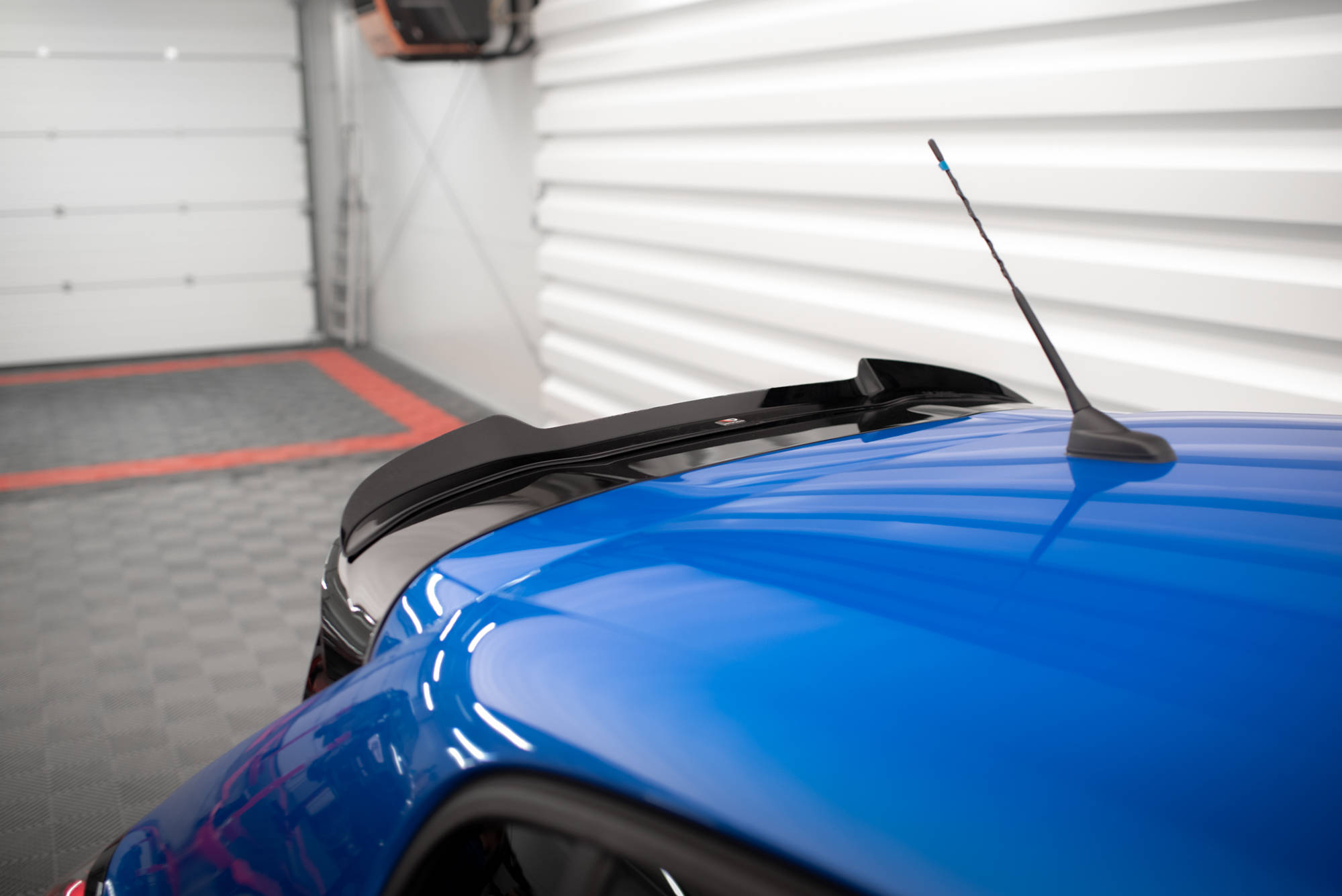 Spoiler Cap V.1 Peugeot 208 Mk2 - Image 3