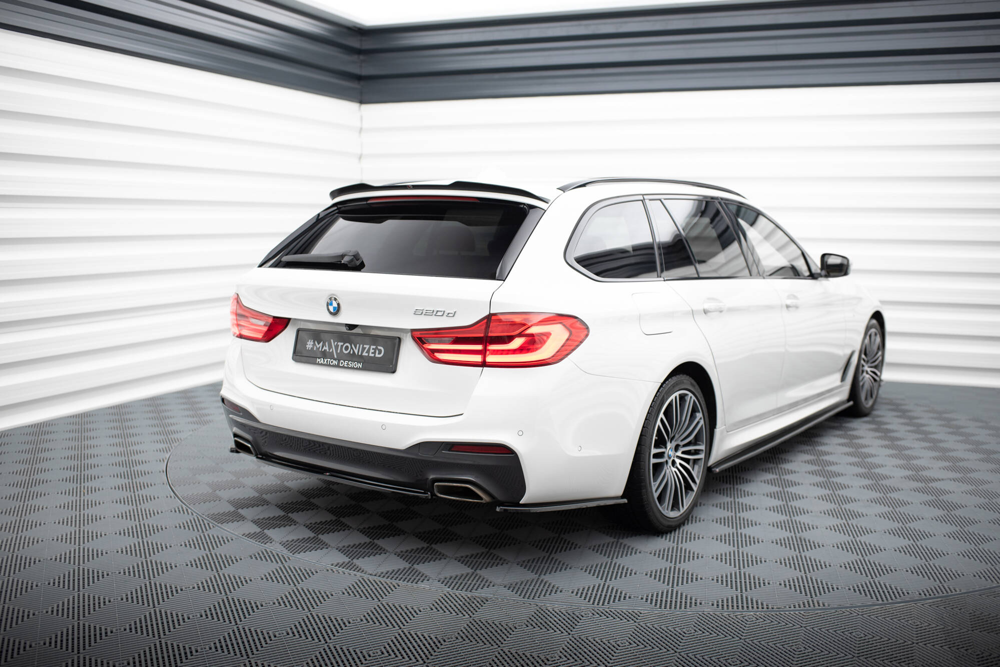 Spoiler Cap V.2 BMW 5 Touring G31 - Image 3