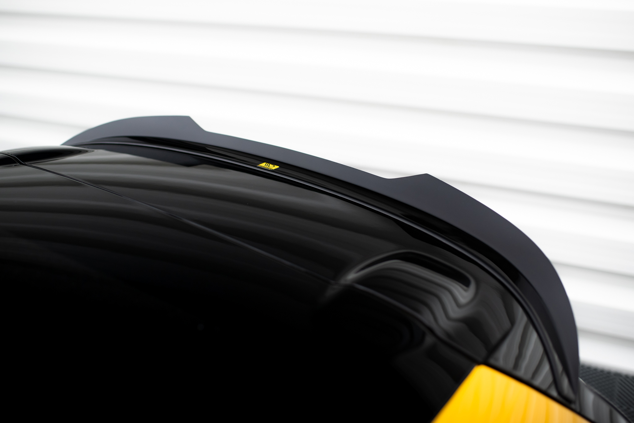 Spoiler Cap V.2 Volkswagen Scirocco Mk3 - Image 2
