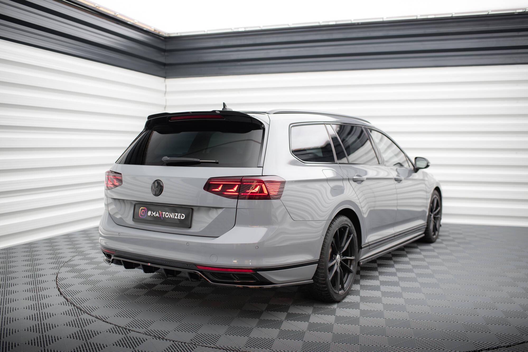 Spoiler Cap Volkswagen Passat R-Line B8 - Image 3