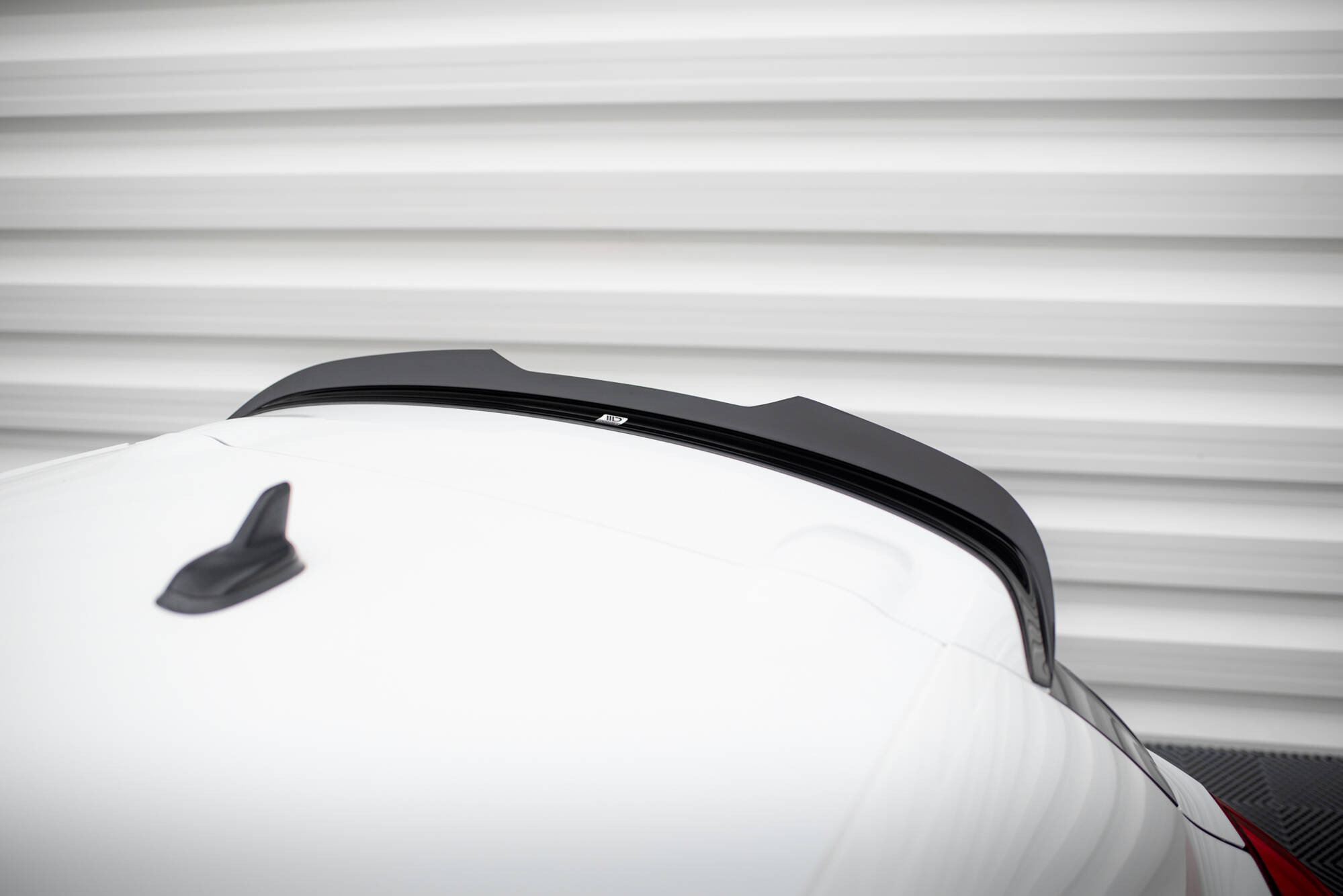 Spoiler Cap Volkswagen Scirocco Mk3 Facelift - Image 2
