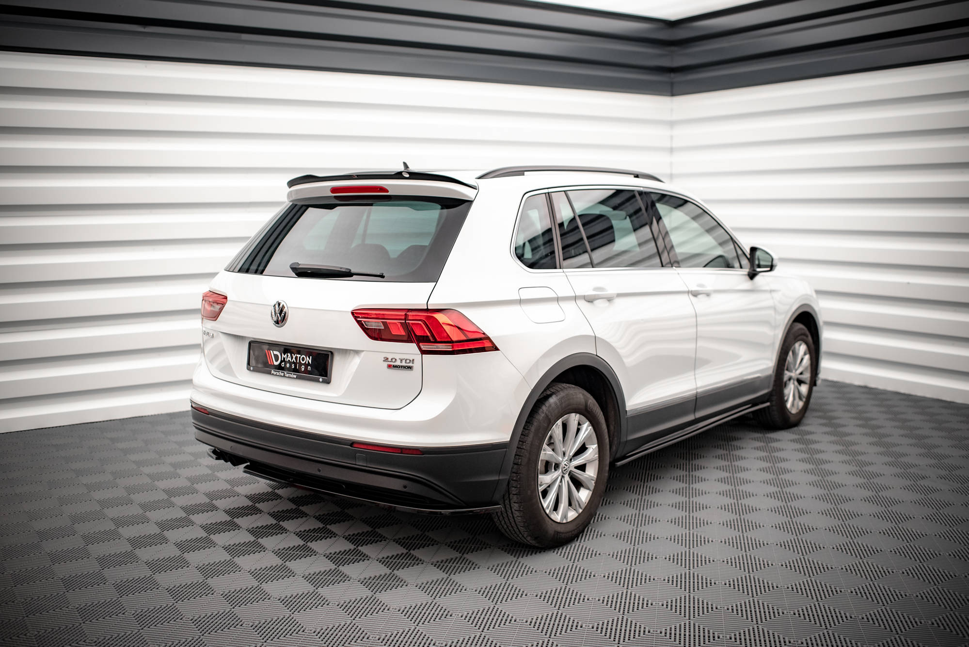 Spoiler Cap Volkswagen Tiguan Mk2 - Image 2