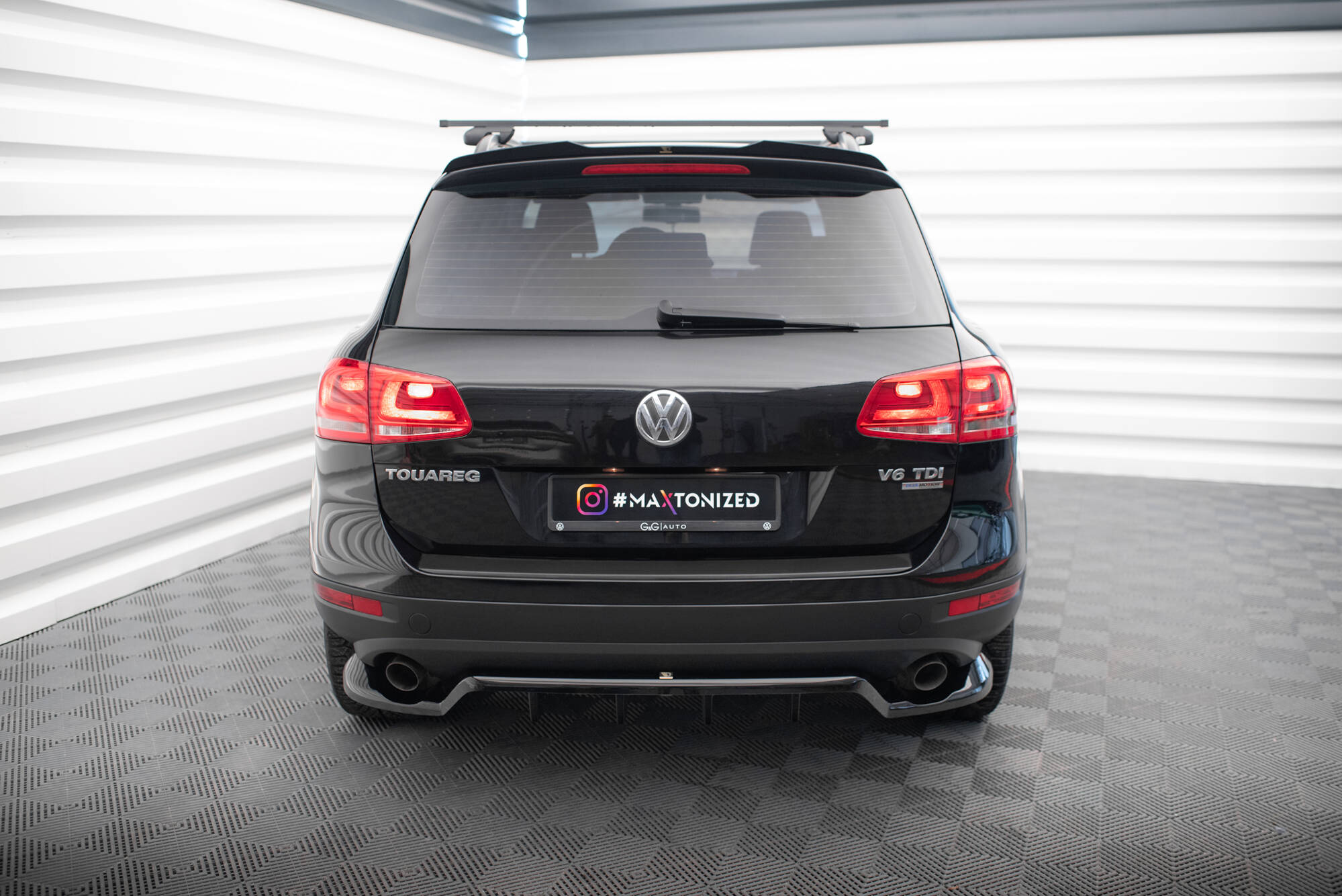 Spoiler Cap Volkswagen Touareg Mk2 - Image 2