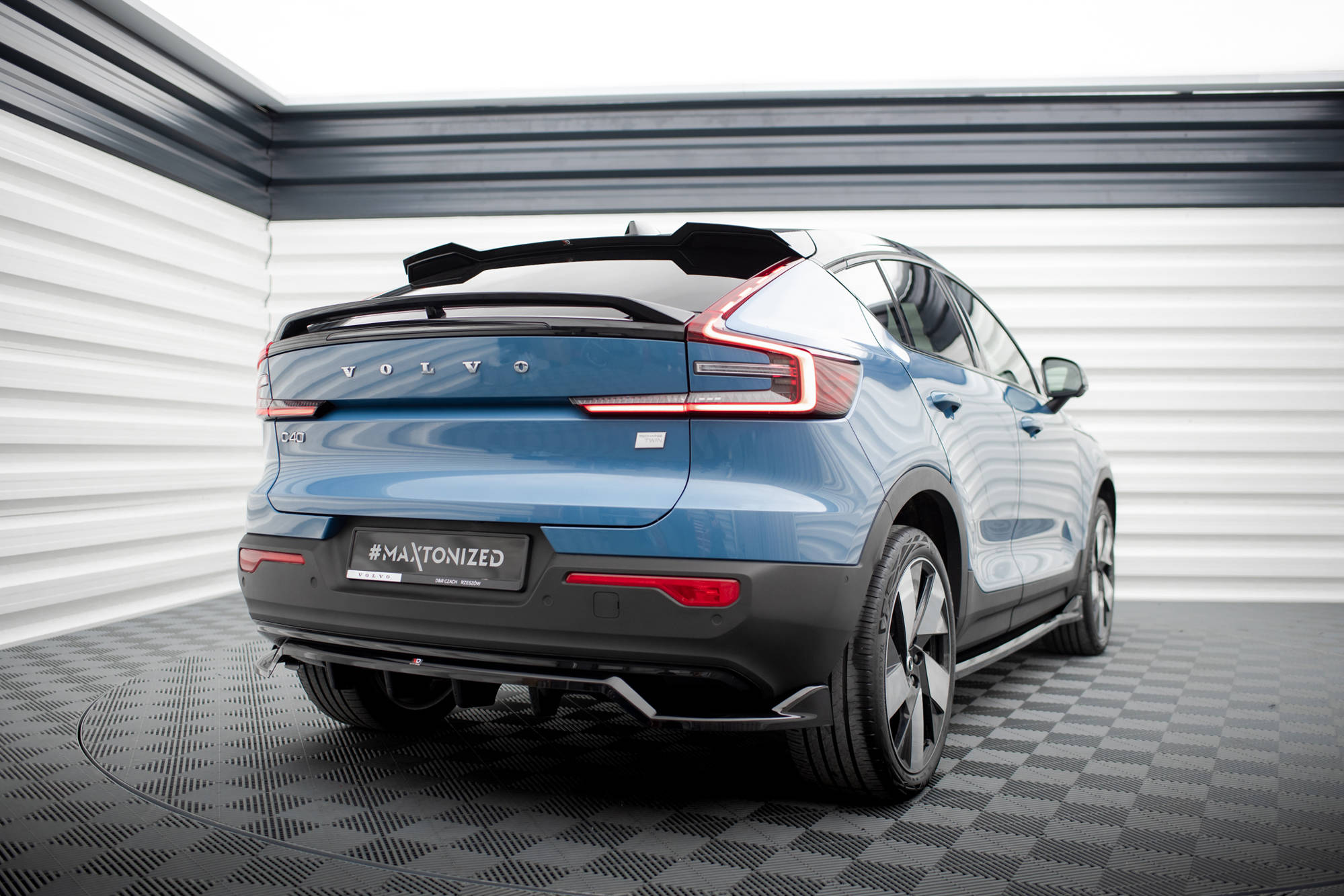 Spoiler Cap Volvo C40 Mk1 - Image 3