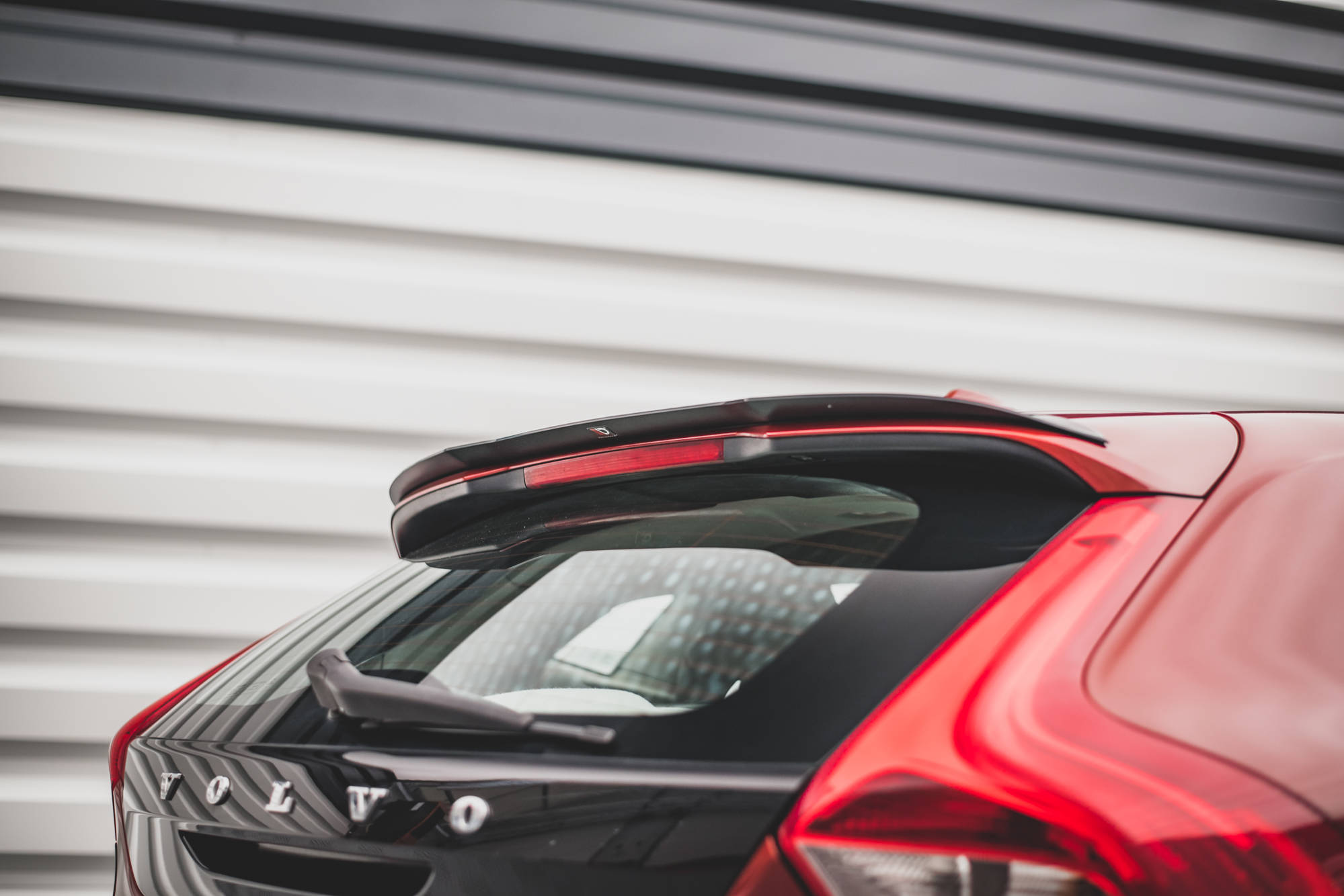 Spoiler Cap Volvo V40 - Image 5