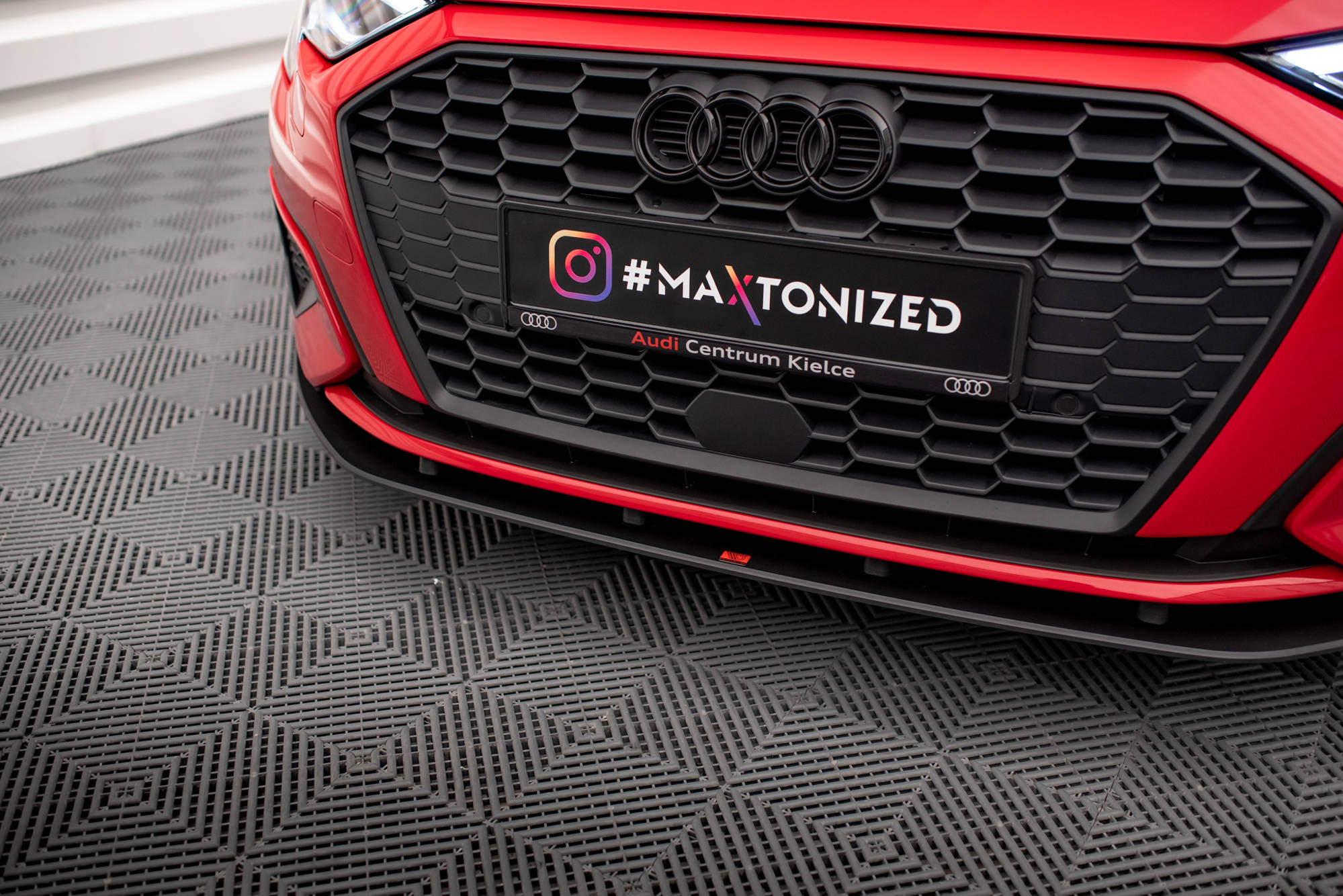 Street Pro Front Splitter Audi A3 8Y - Image 3