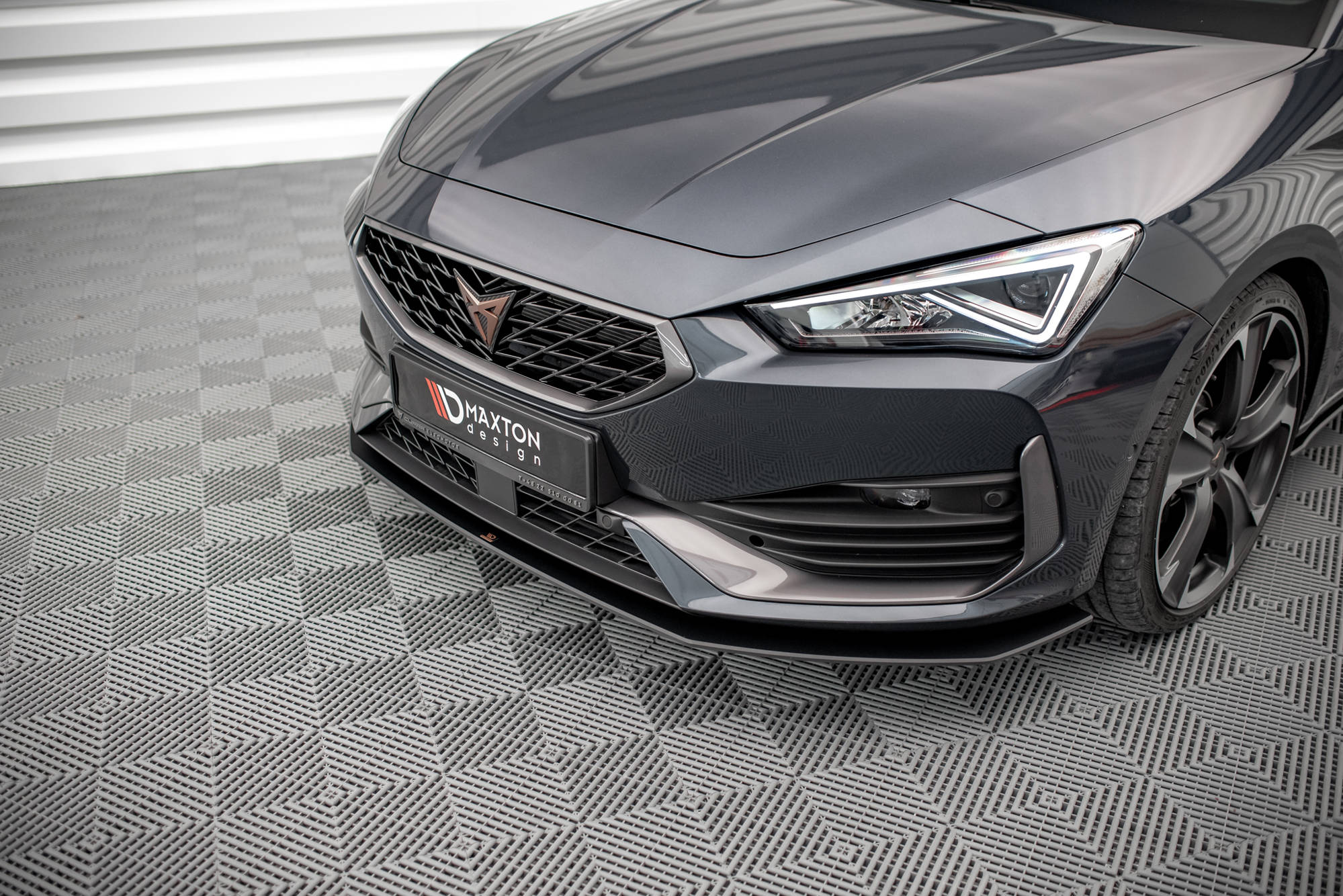 Street Pro Front Splitter Cupra Leon Mk1 - Image 2