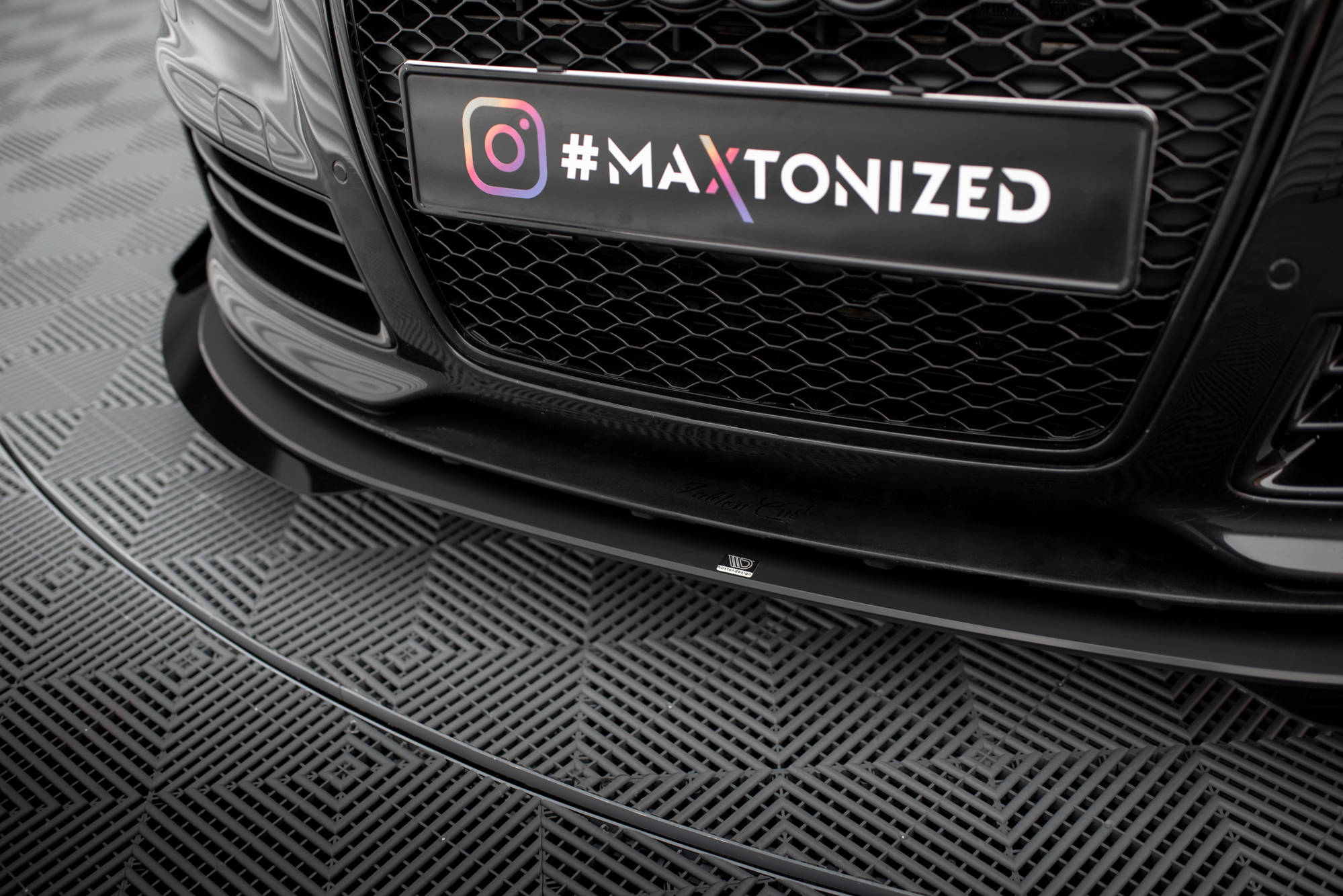 Street Pro Front Splitter + Flaps Audi RS6 Avant C6 - Image 3