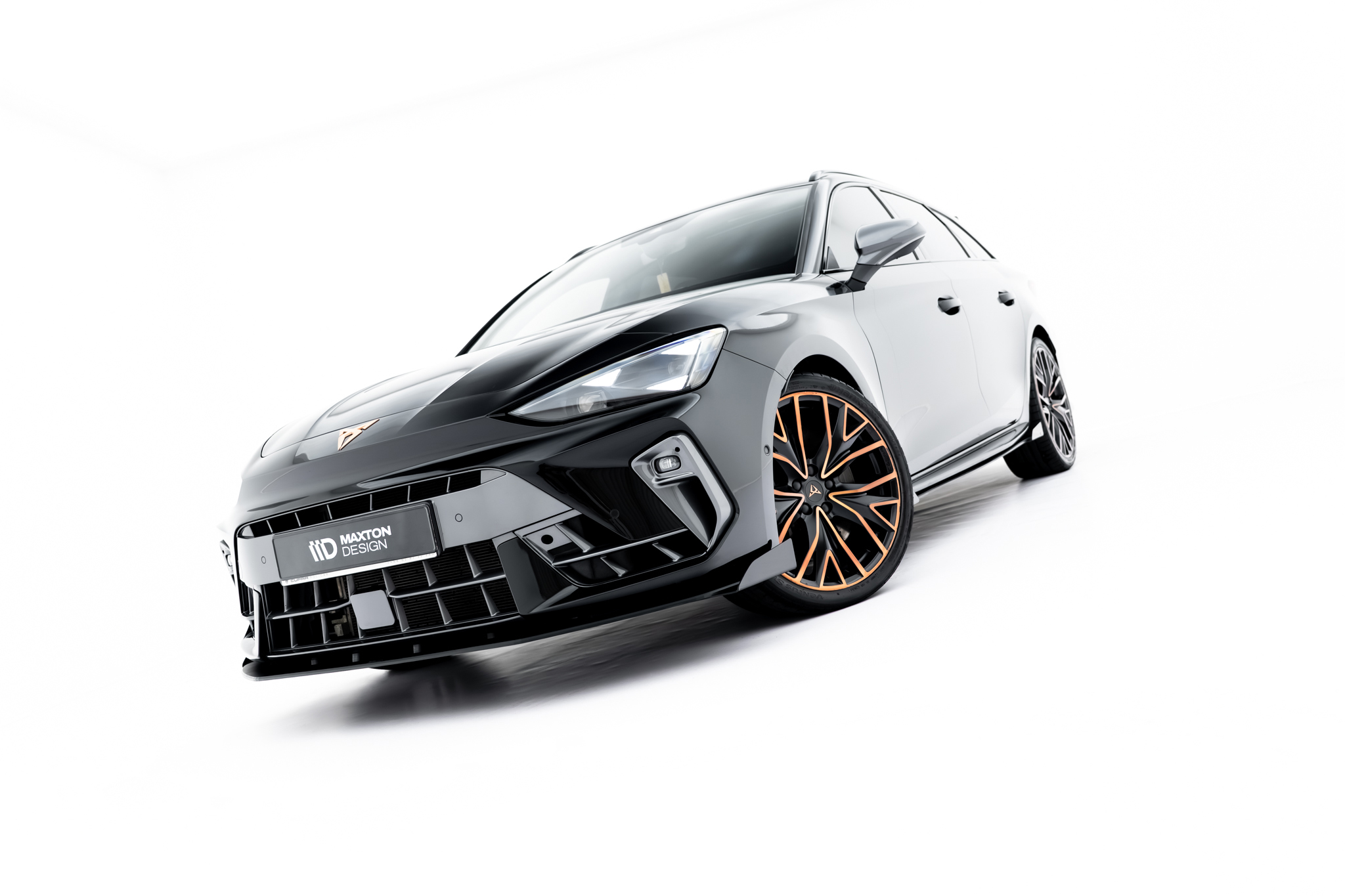 Street Pro Front Splitter + Flaps Cupra Leon ST / Hatchback Mk1 Facelift