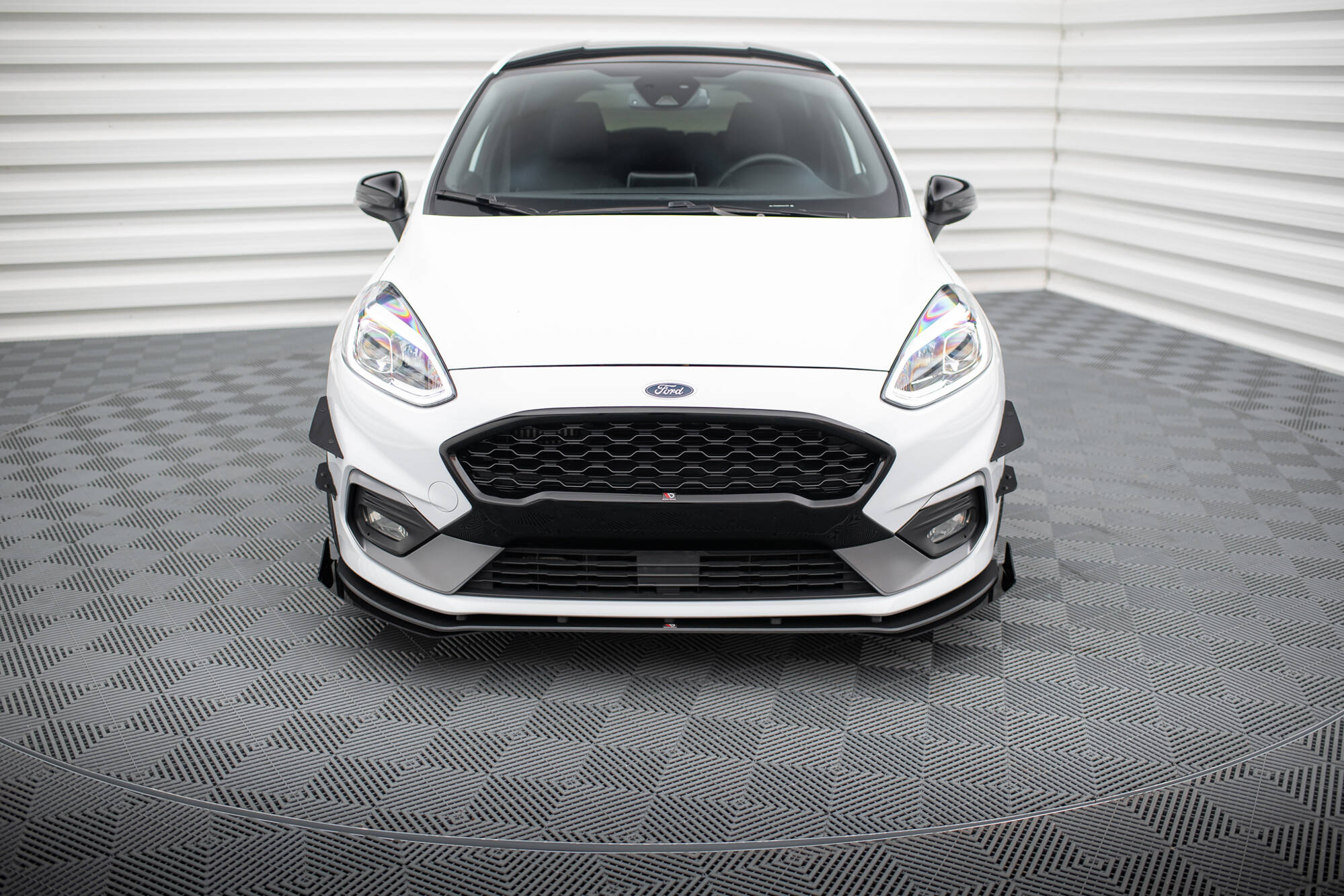 Street Pro Front Splitter + Flaps Ford Fiesta Mk8 ST / ST-Line - Image 2