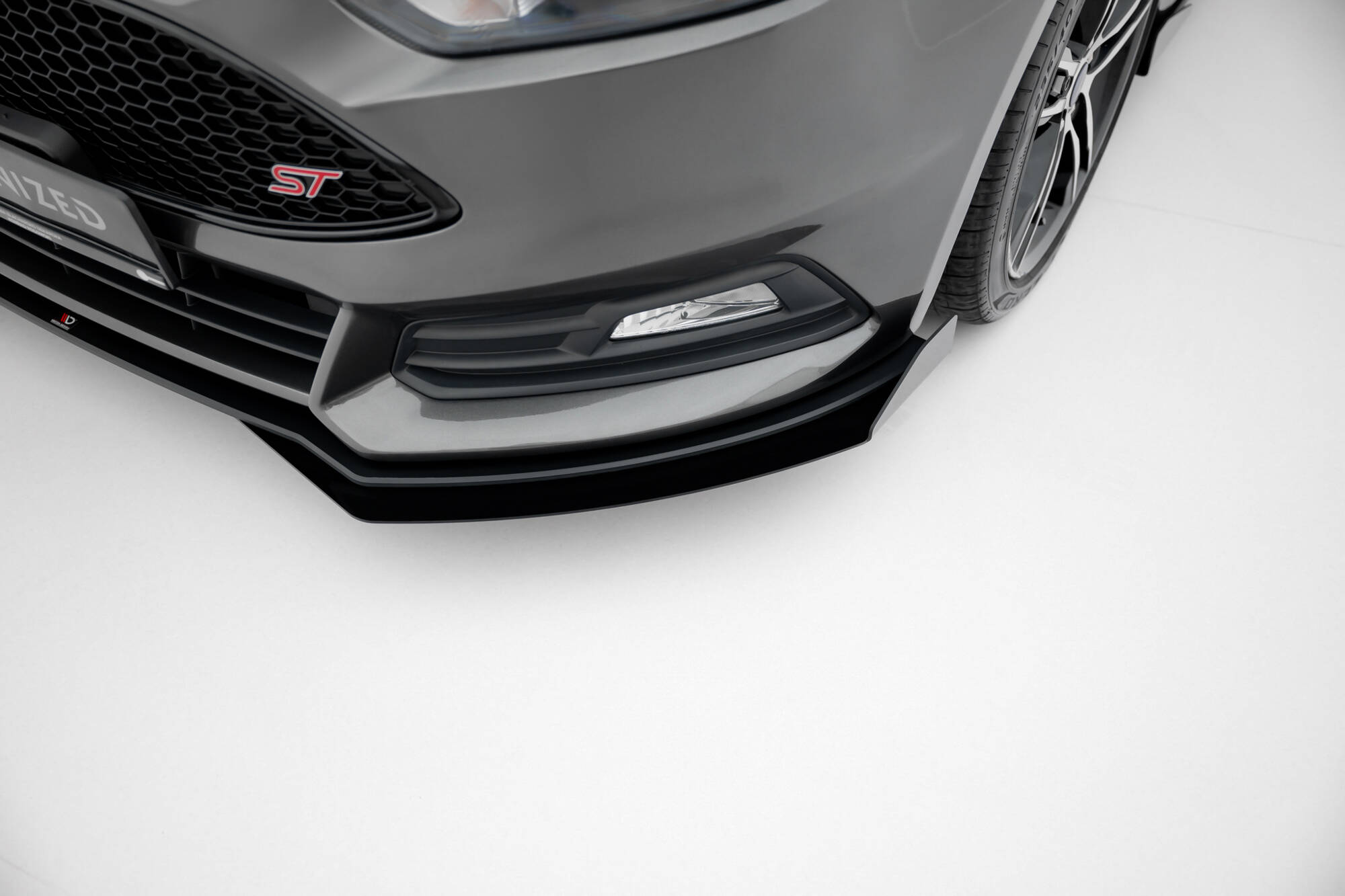 Street Pro Front Splitter + Flaps Ford Focus ST Mk3 Facelift - Image 4