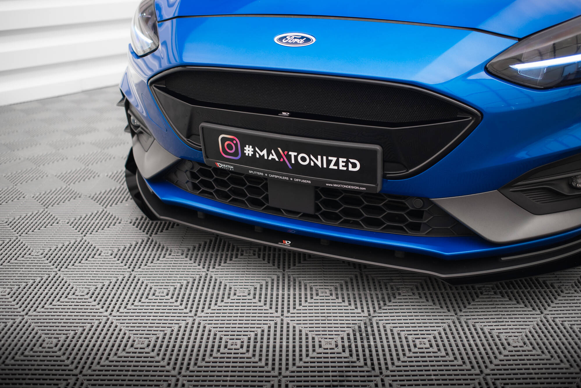 Street Pro Front Splitter + Flaps Ford Focus ST / ST-Line Mk4 - Image 3
