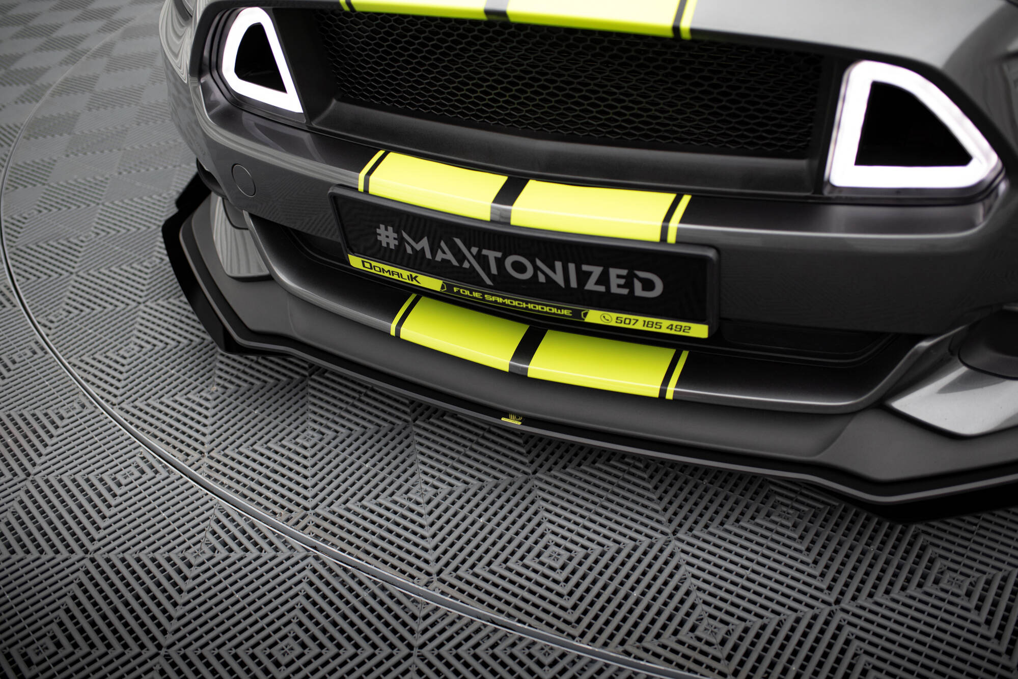 Street Pro Front Splitter + Flaps Ford Mustang GT Mk6 - Image 3