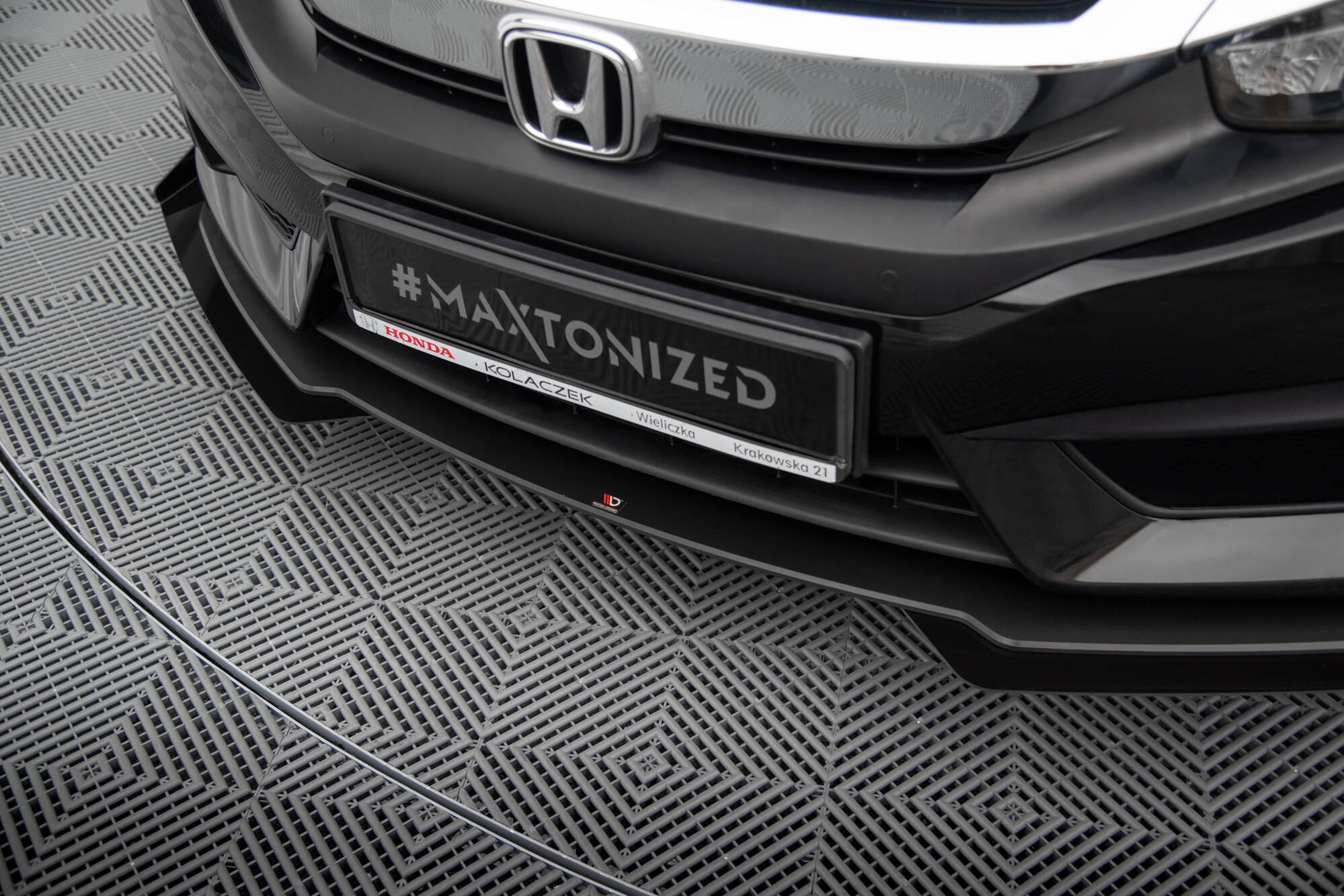 Street Pro Front Splitter + Flaps Honda Civic Sedan Mk10 - Image 3
