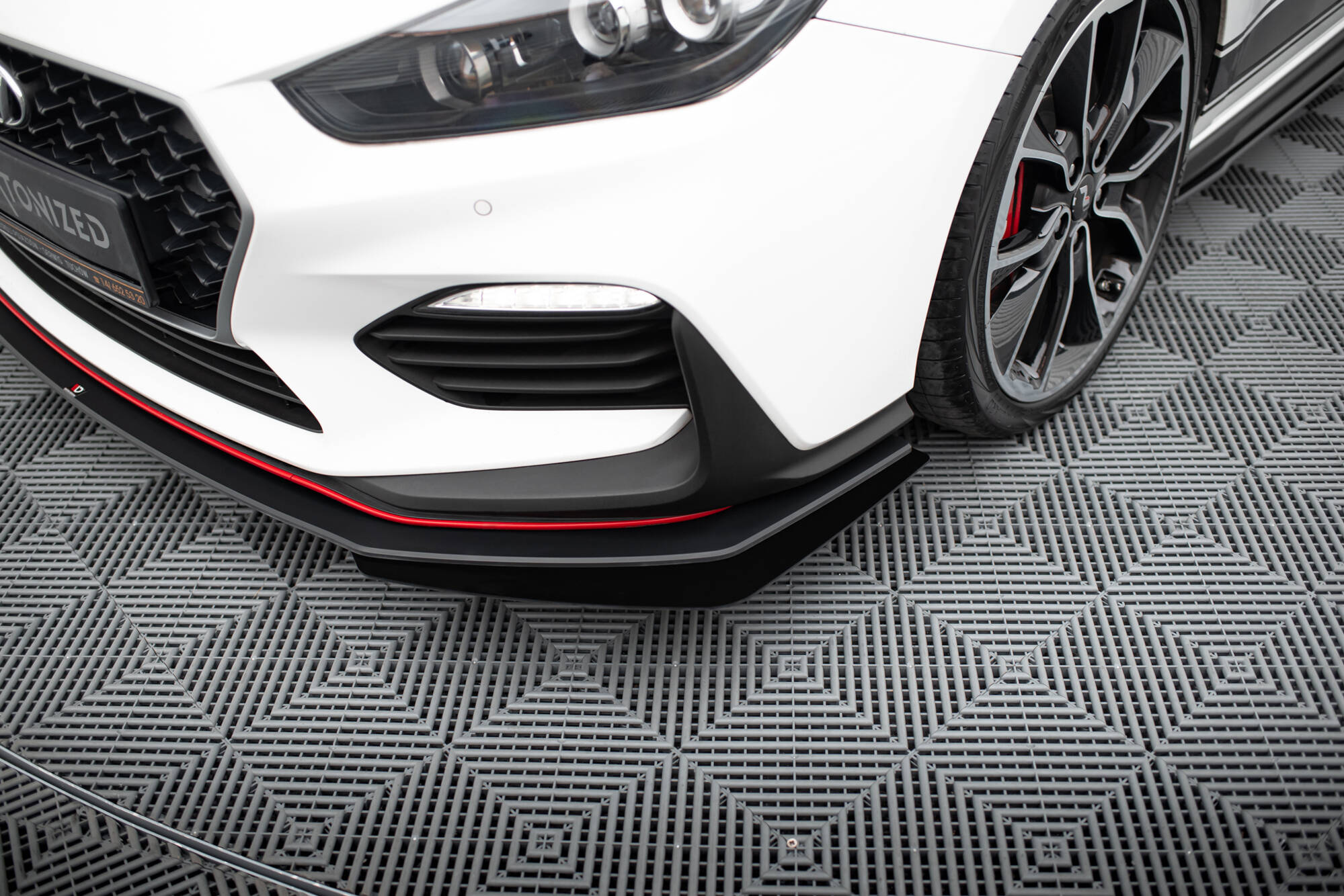 Street Pro Front Splitter + Flaps Hyundai I30 N Mk3 Hatchback / Fastback - Image 4