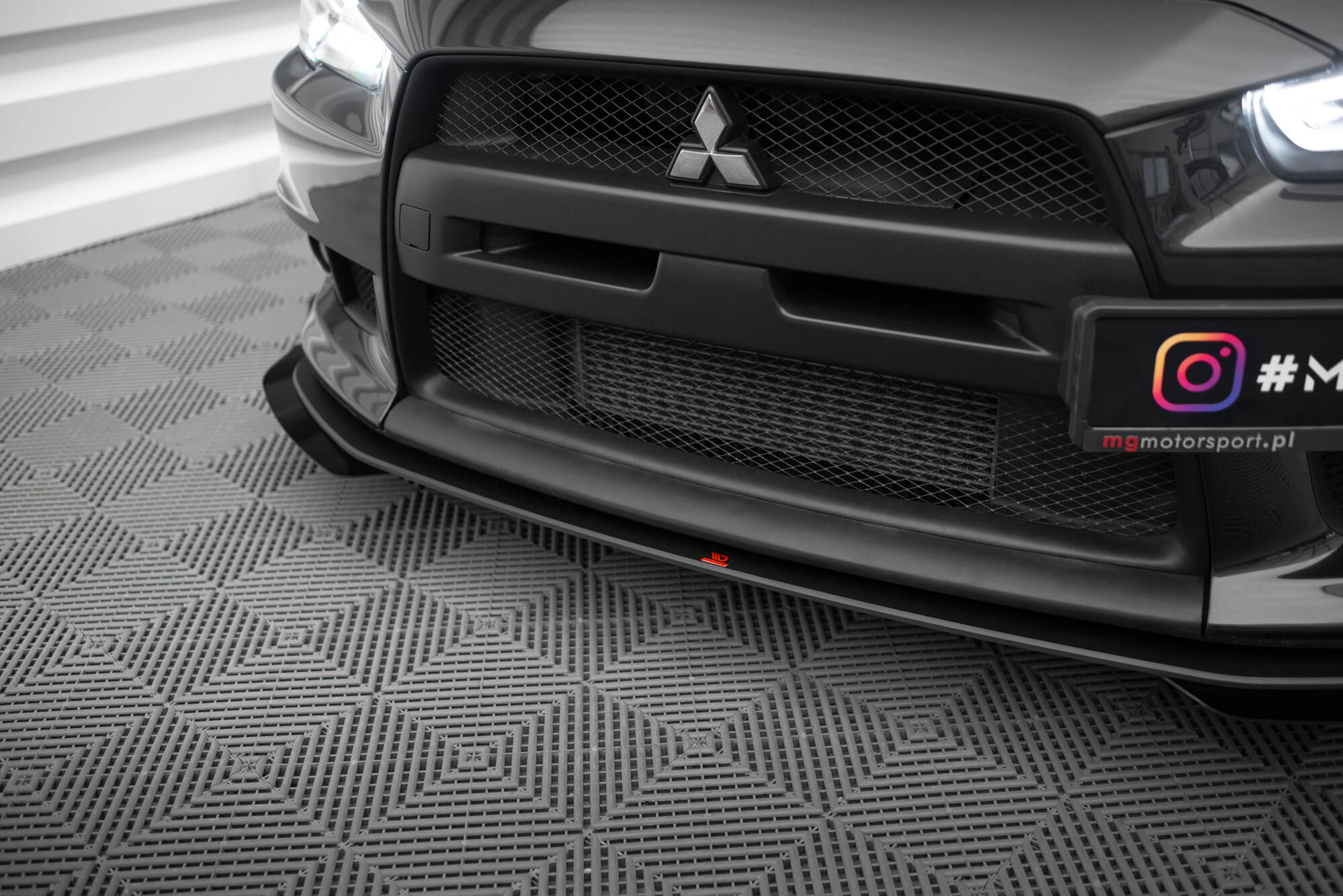 Street Pro Front Splitter + Flaps Mitsubishi Lancer EVO X - Image 2