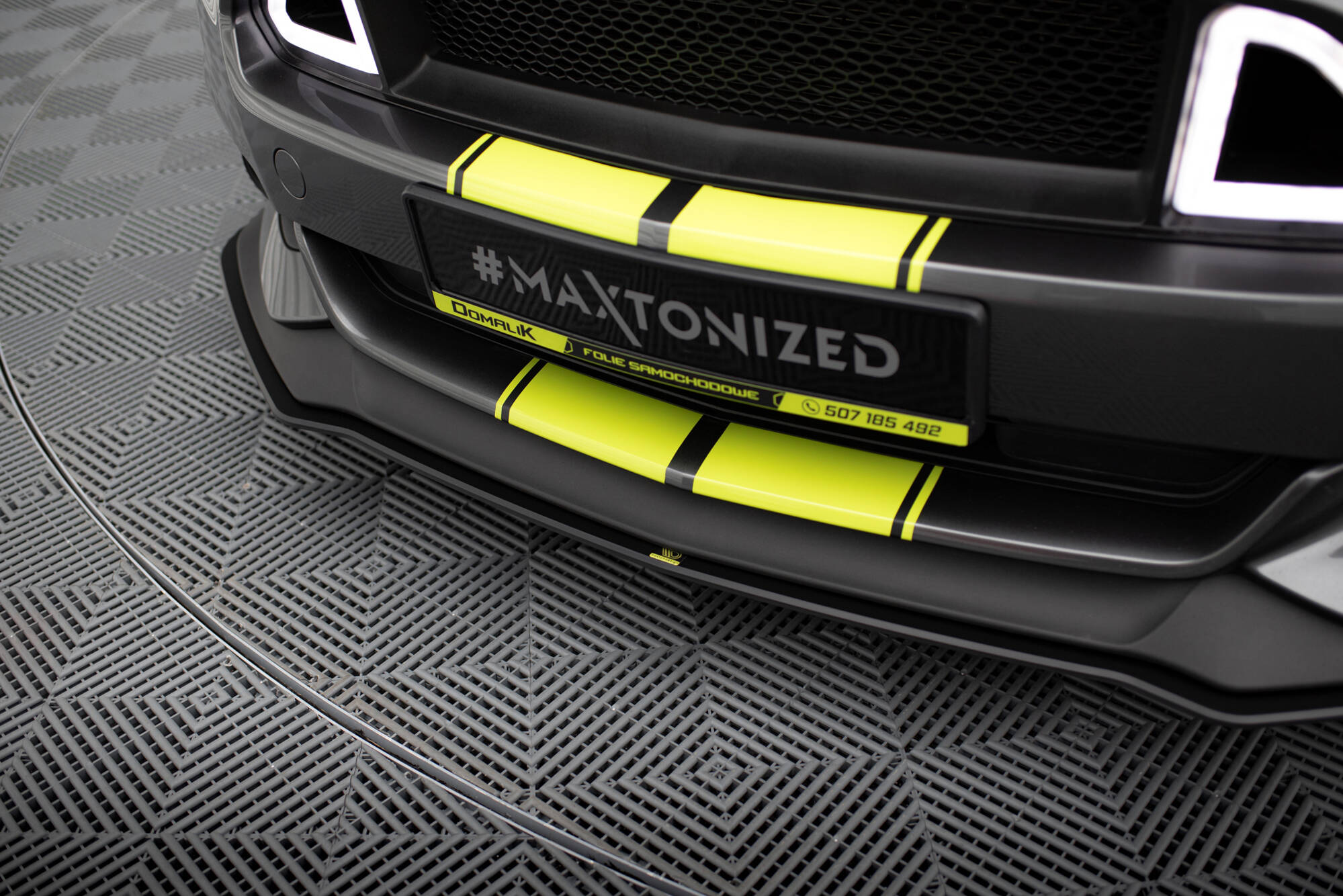 Street Pro Front Splitter Ford Mustang GT Mk6 - Image 3