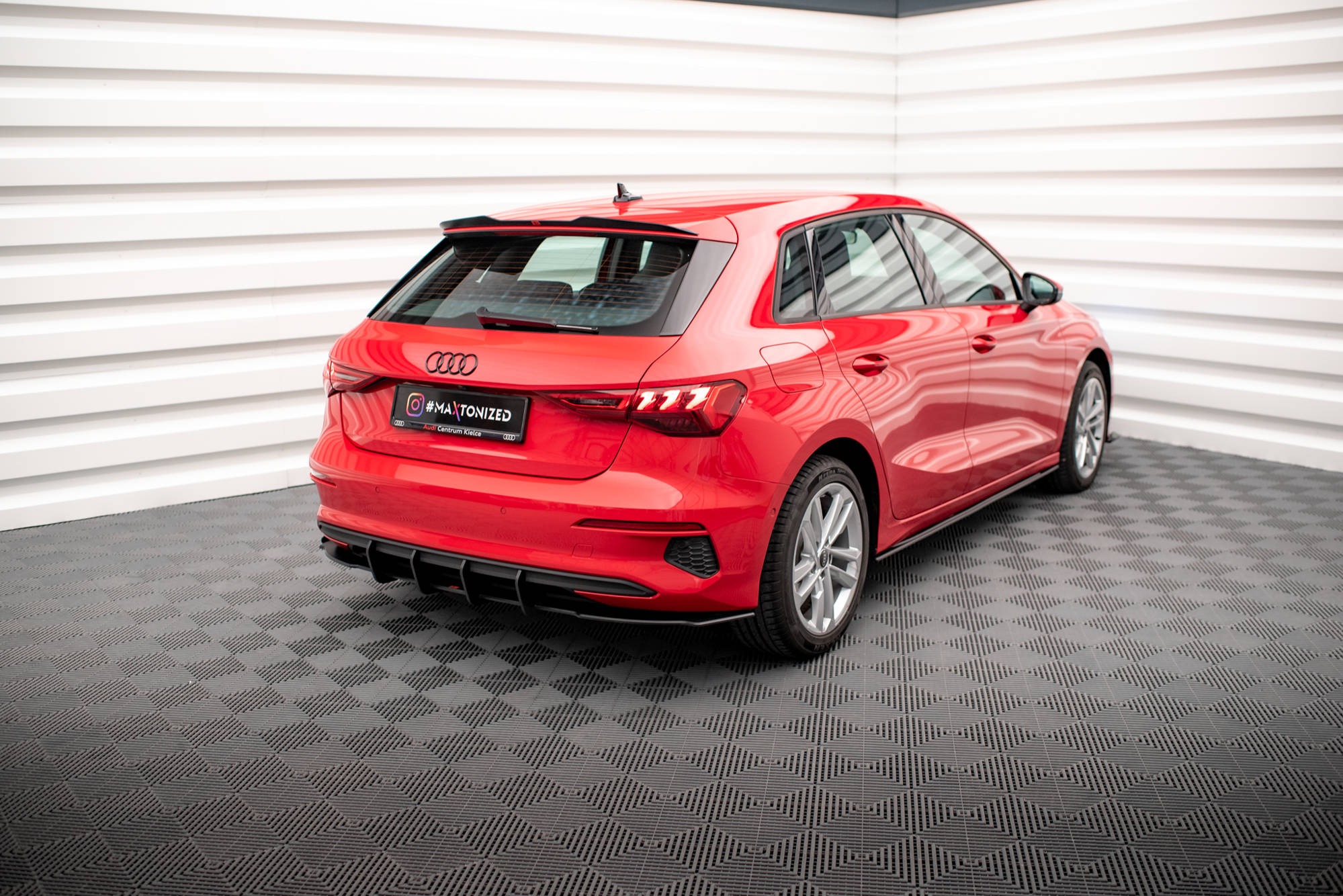 Street Pro Rear Diffuser Audi A3 Sportback 8Y - Image 3