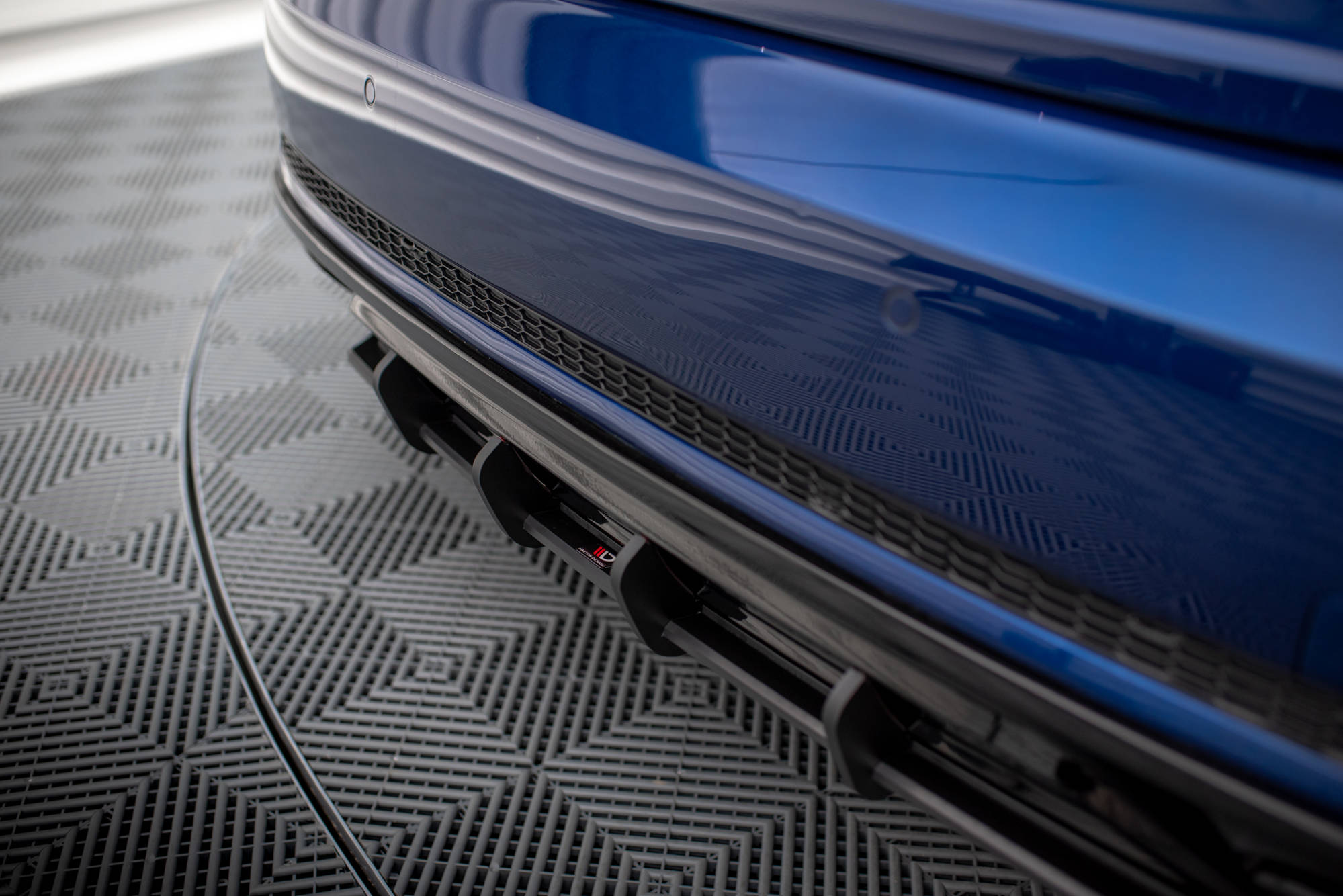 Street Pro Rear Diffuser Audi A4 Competition B9 - Image 3