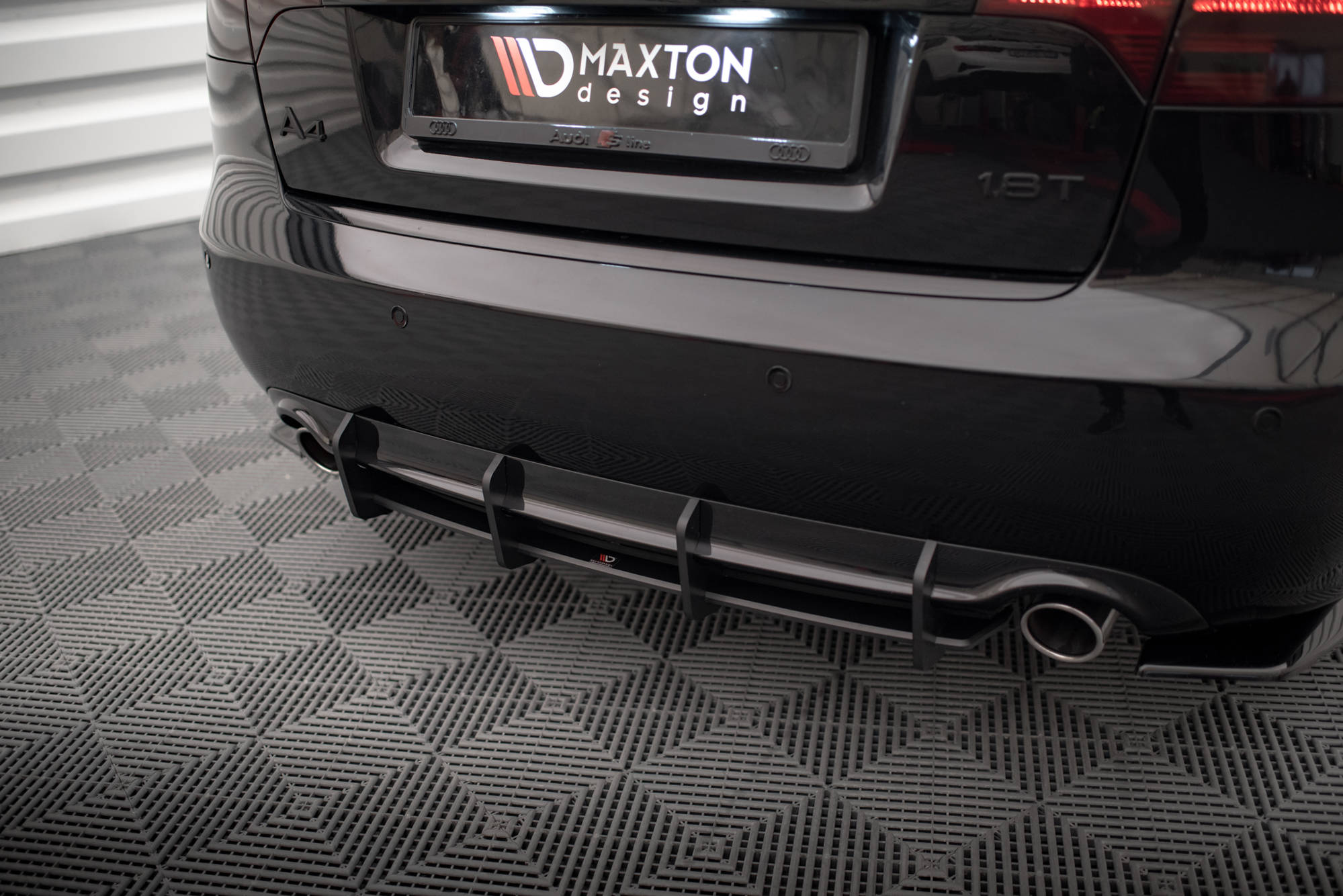 Street Pro Rear Diffuser Audi A4 S-Line B7 - Image 2
