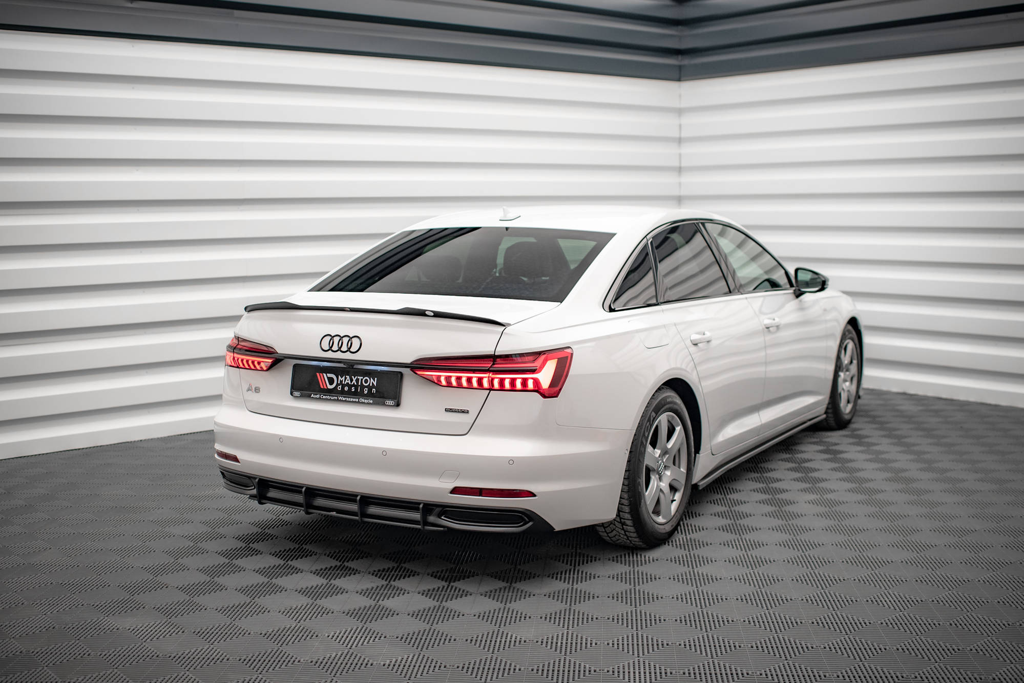 Street Pro Rear Diffuser Audi A6 C8 - Image 2