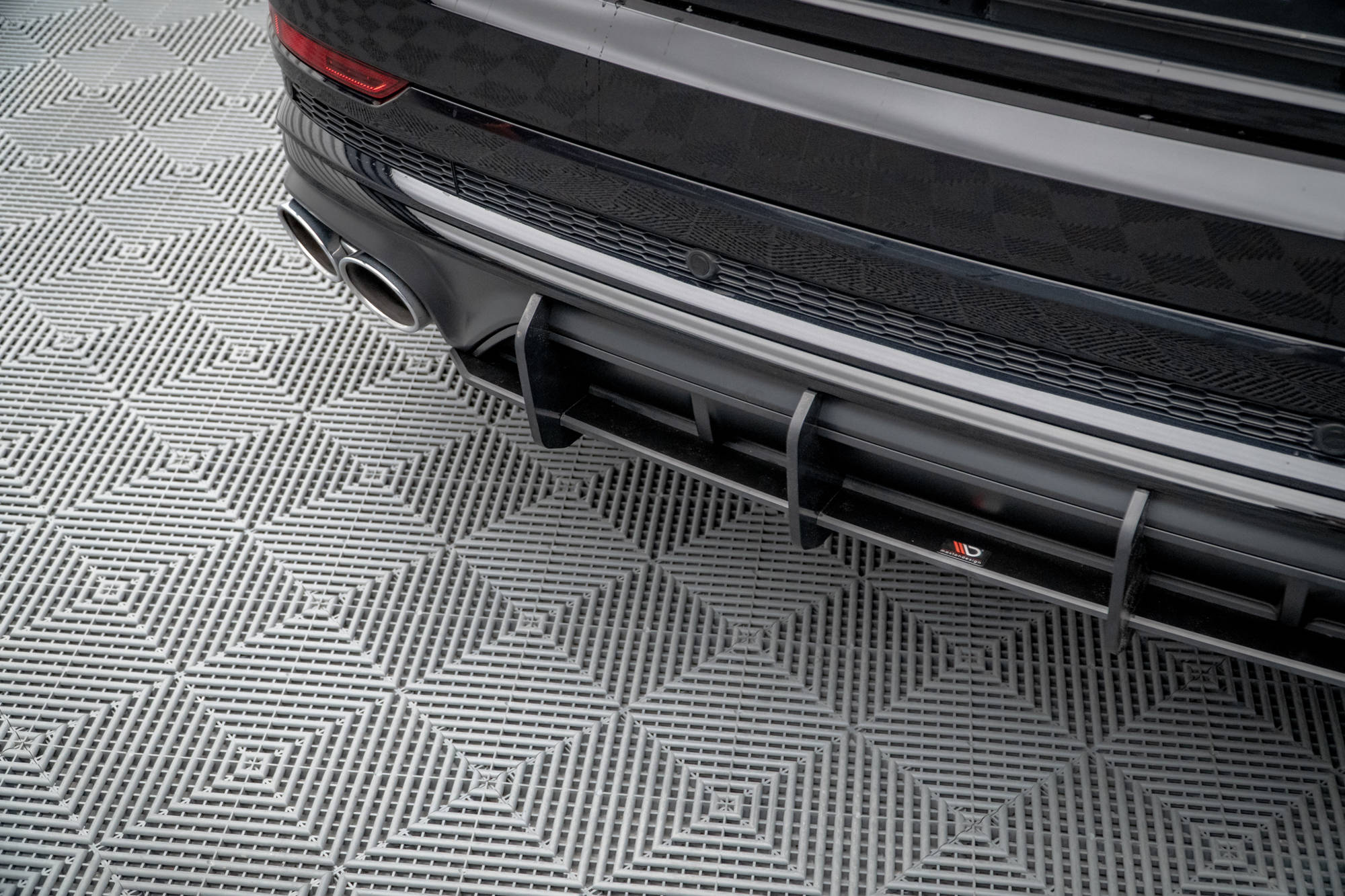 Street Pro Rear Diffuser Audi SQ8 Mk1 - Image 3