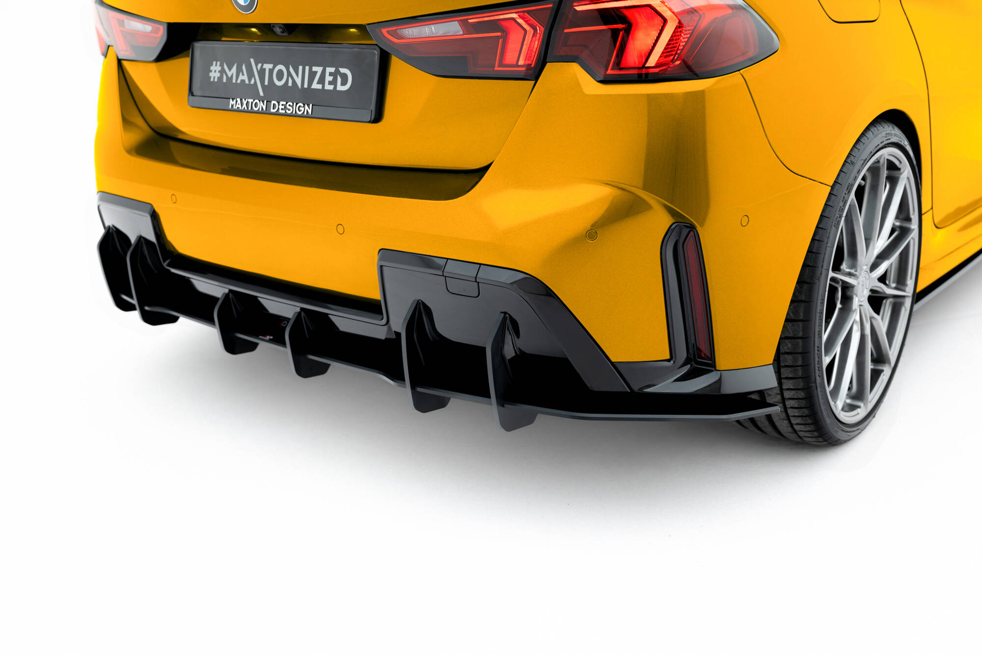 Street Pro Rear Diffuser BMW 1 M-Pack F70 - Image 3