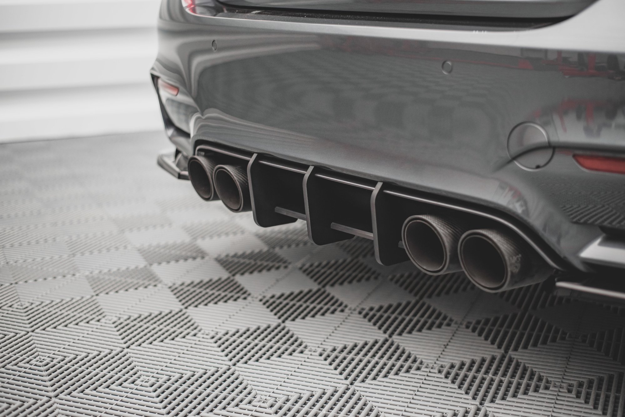 Street Pro Rear Diffuser BMW M4 F82 - Image 2