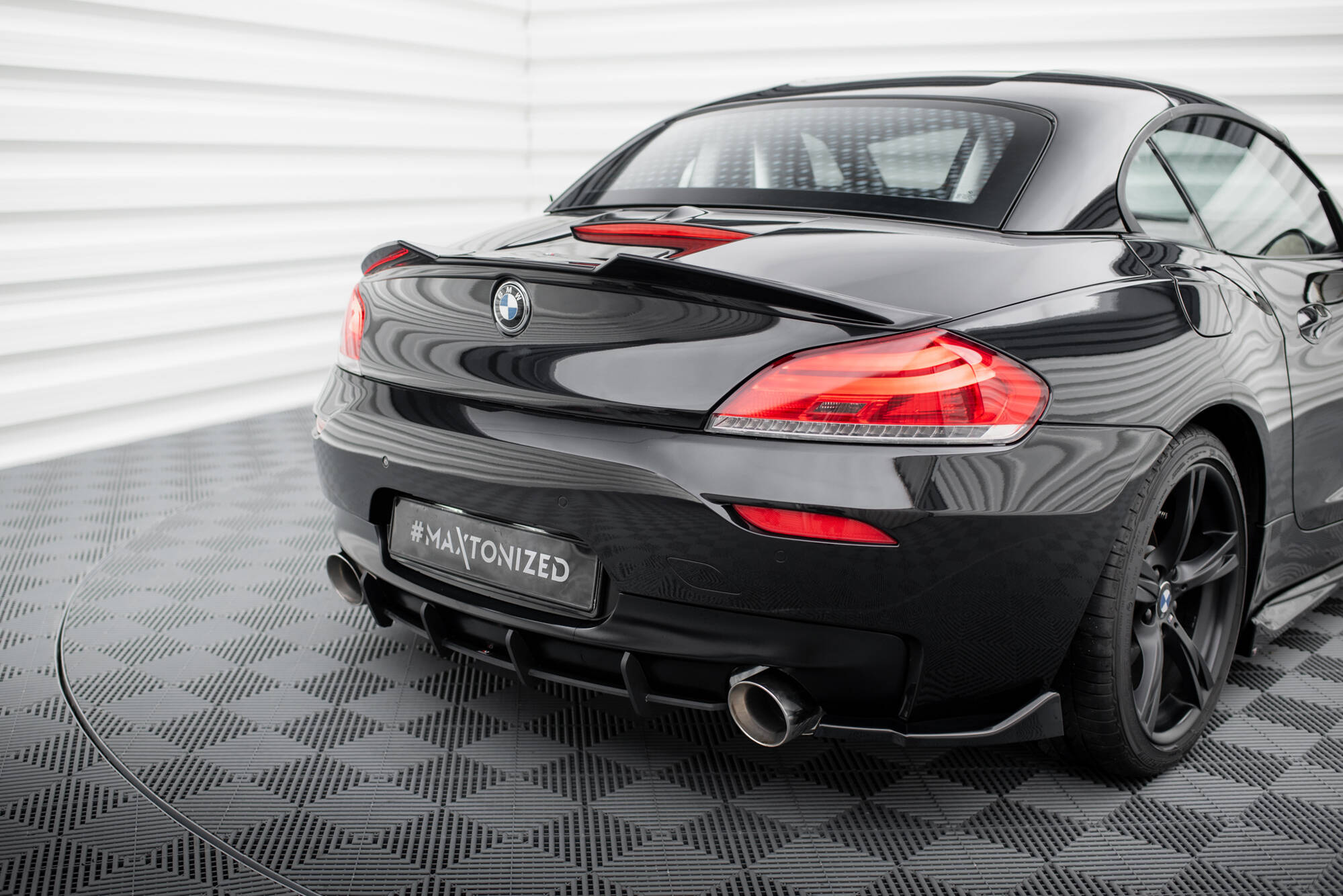 Street Pro Rear Diffuser BMW Z4 M-Pack E89 Facelift - Image 3