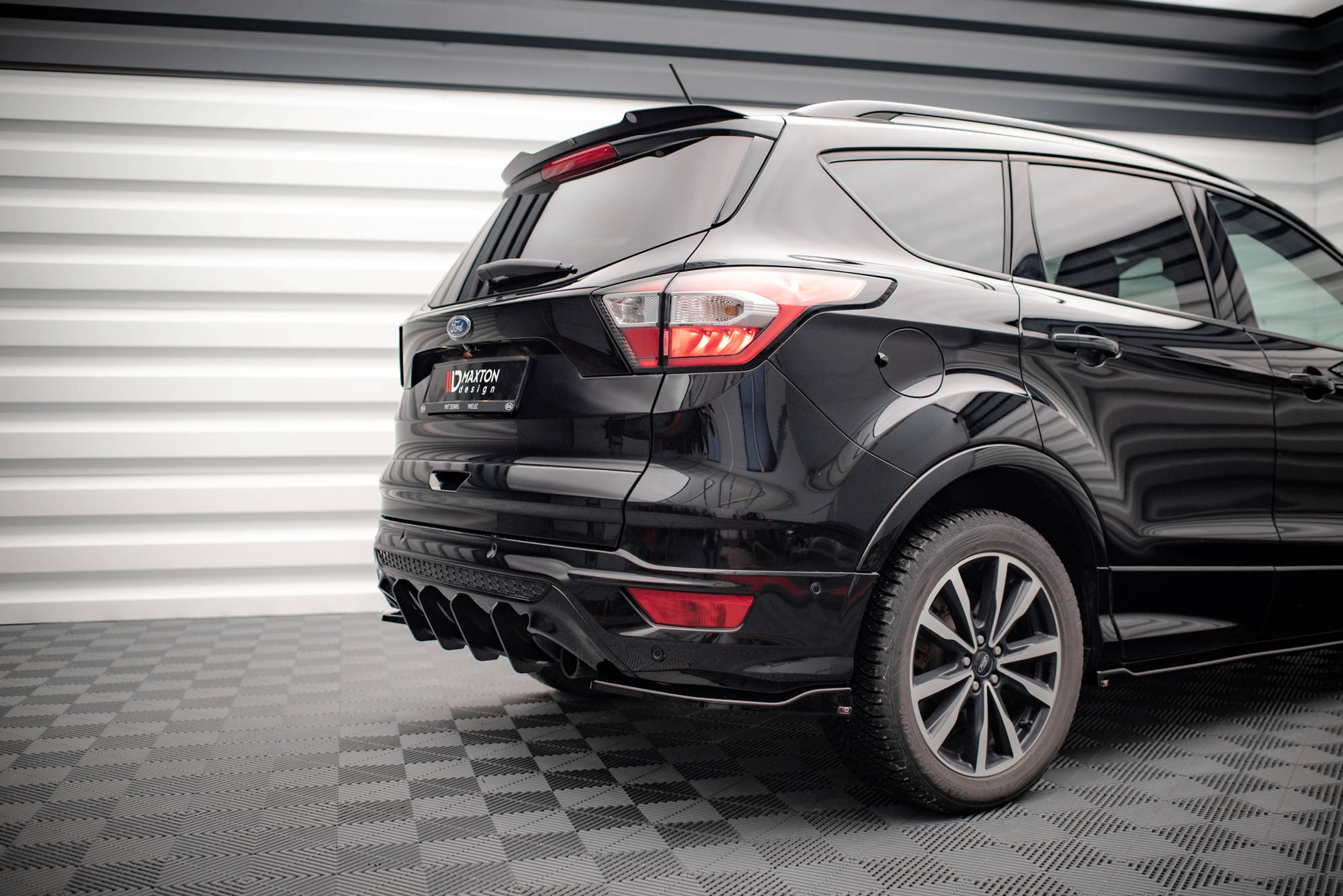 Street Pro Rear Diffuser Ford Escape ST-Line Mk3 - Image 2