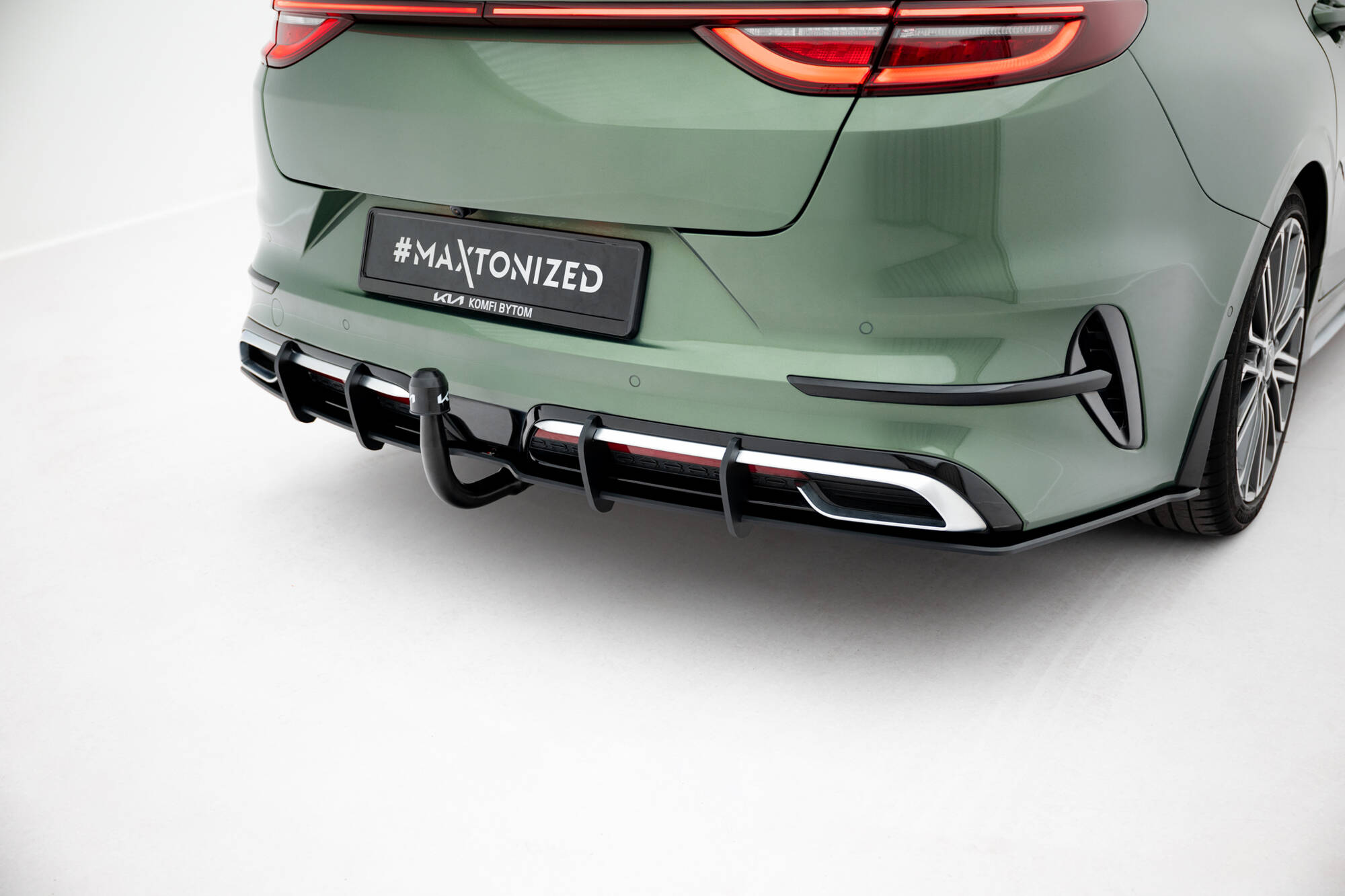 Street Pro Rear Diffuser Kia Proceed GT-Line Mk1 Facelift - Image 3