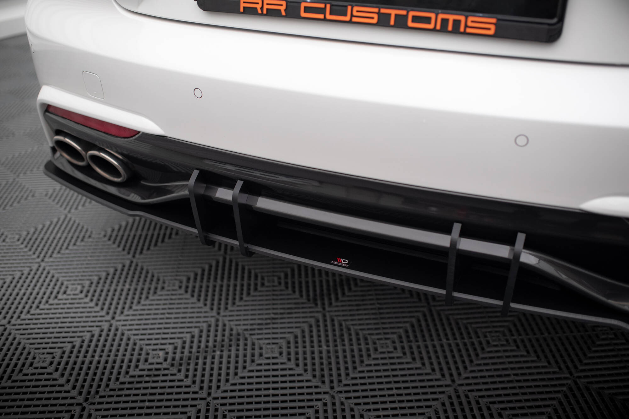 Street Pro Rear Diffuser Kia Stinger Mk1 - Image 3