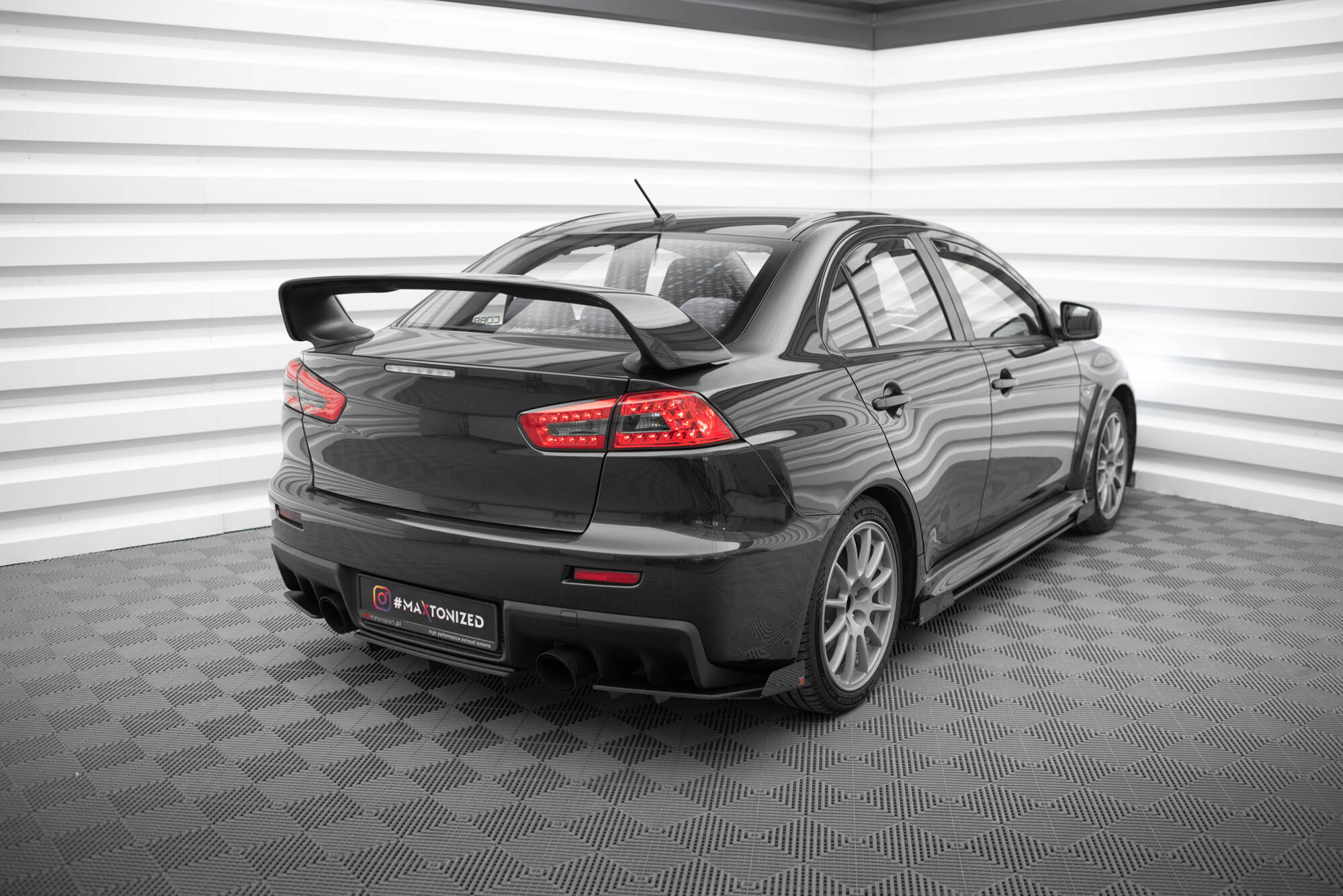 Street Pro Rear Diffuser Mitsubishi Lancer EVO X - Image 2