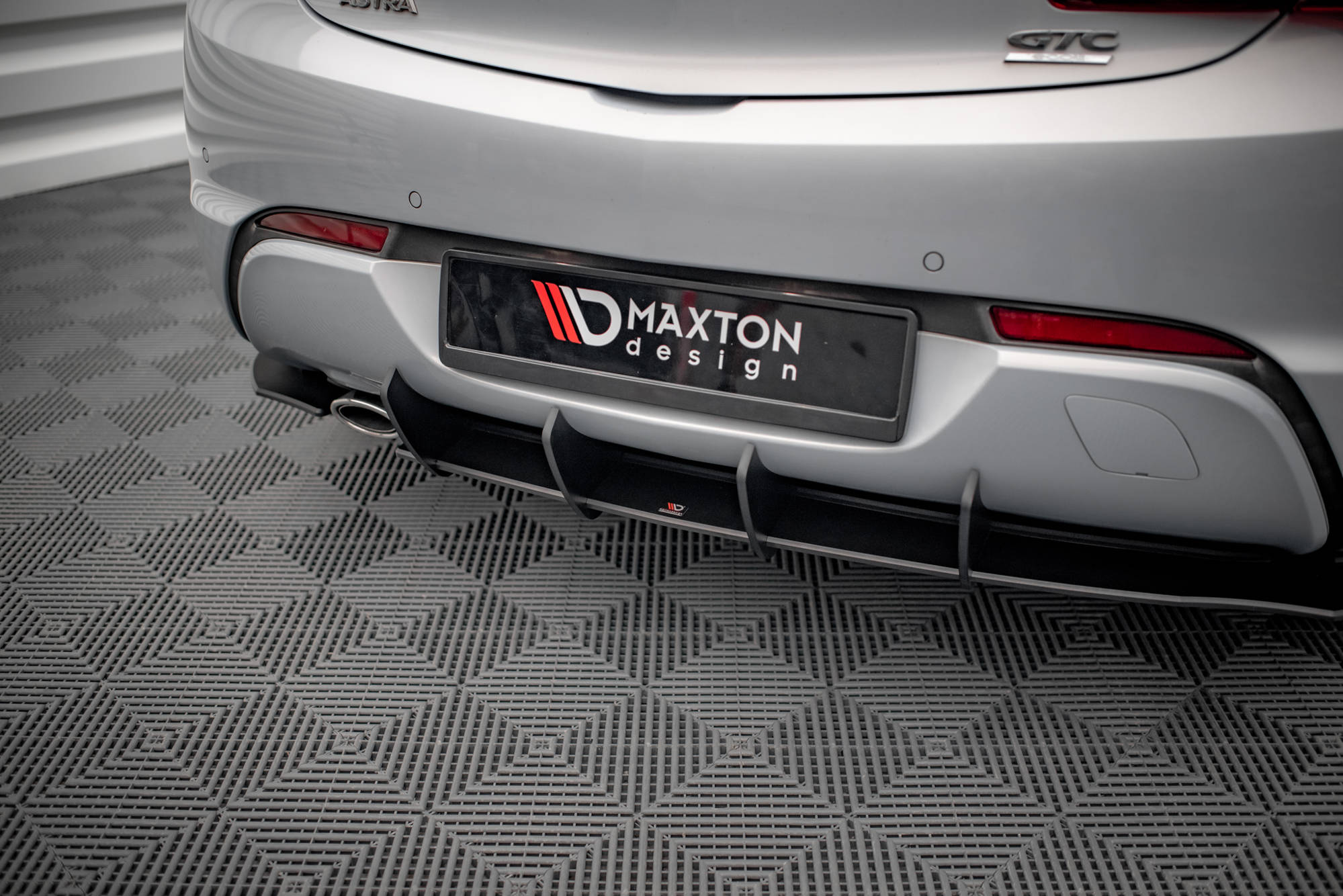 Street Pro Rear Diffuser Opel Astra GTC OPC-Line J - Image 3