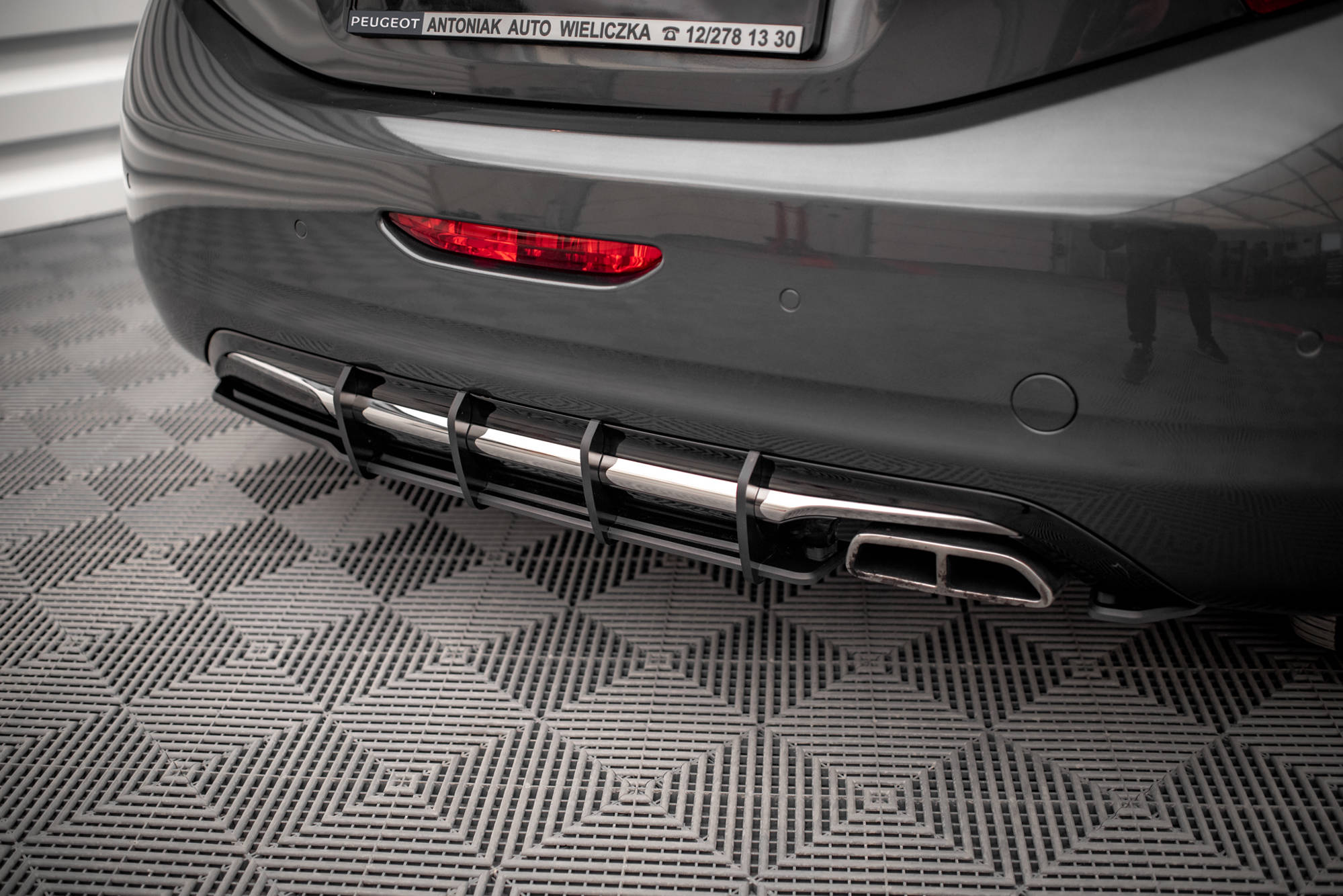 Street Pro Rear Diffuser Peugeot 208 GTi Mk1 - Image 2