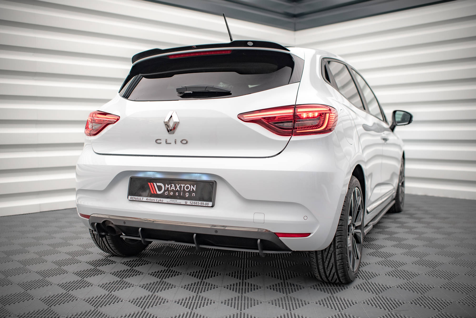 Street Pro Rear Diffuser Renault Clio Mk5 - Image 2
