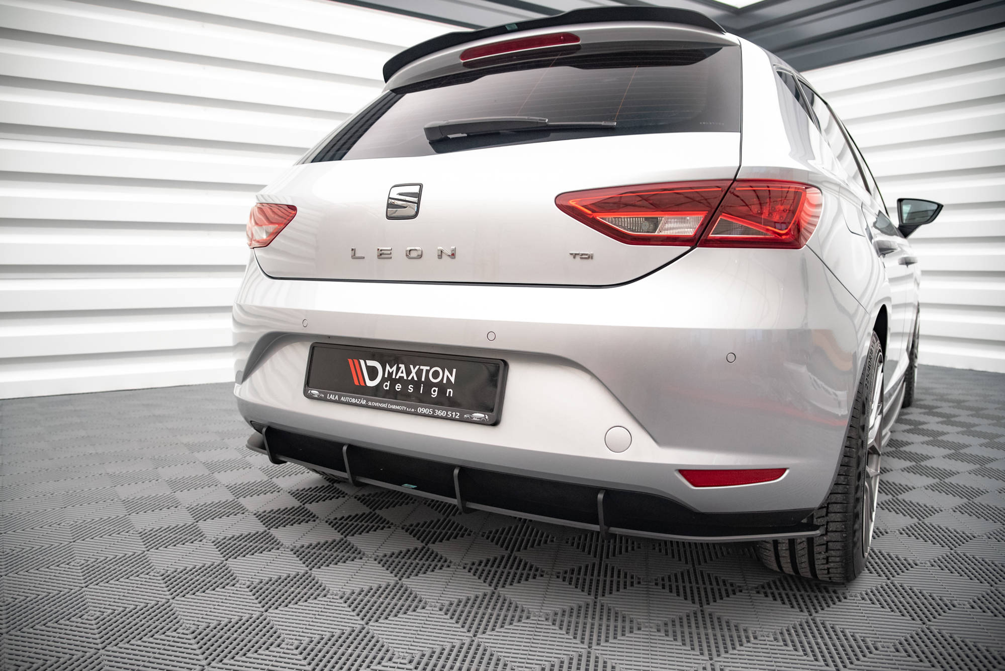 Street Pro Rear Diffuser Seat Leon Hatchback Mk3 - Image 2