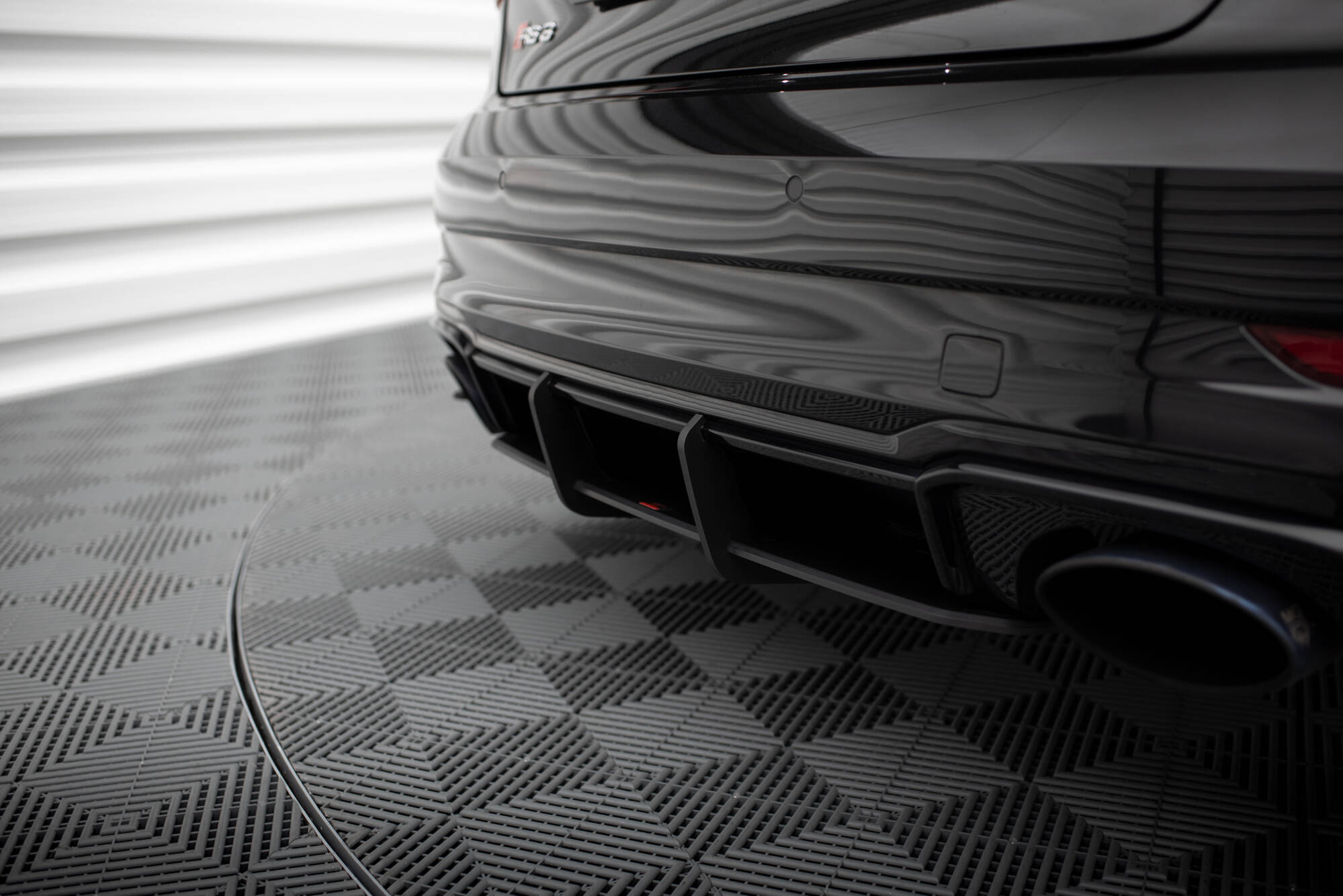 Street Pro Rear Diffuser V.1 Audi RS3 Sedan 8V Facelift - Image 3