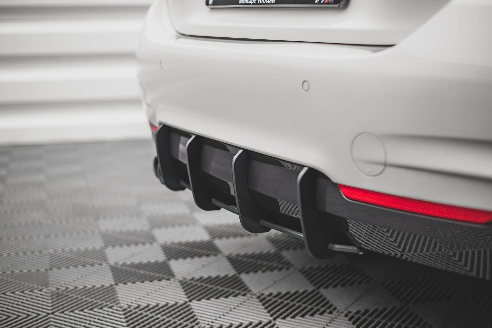 Street Pro Rear Diffuser V.1 BMW 4 M-Pack F32 - Image 3
